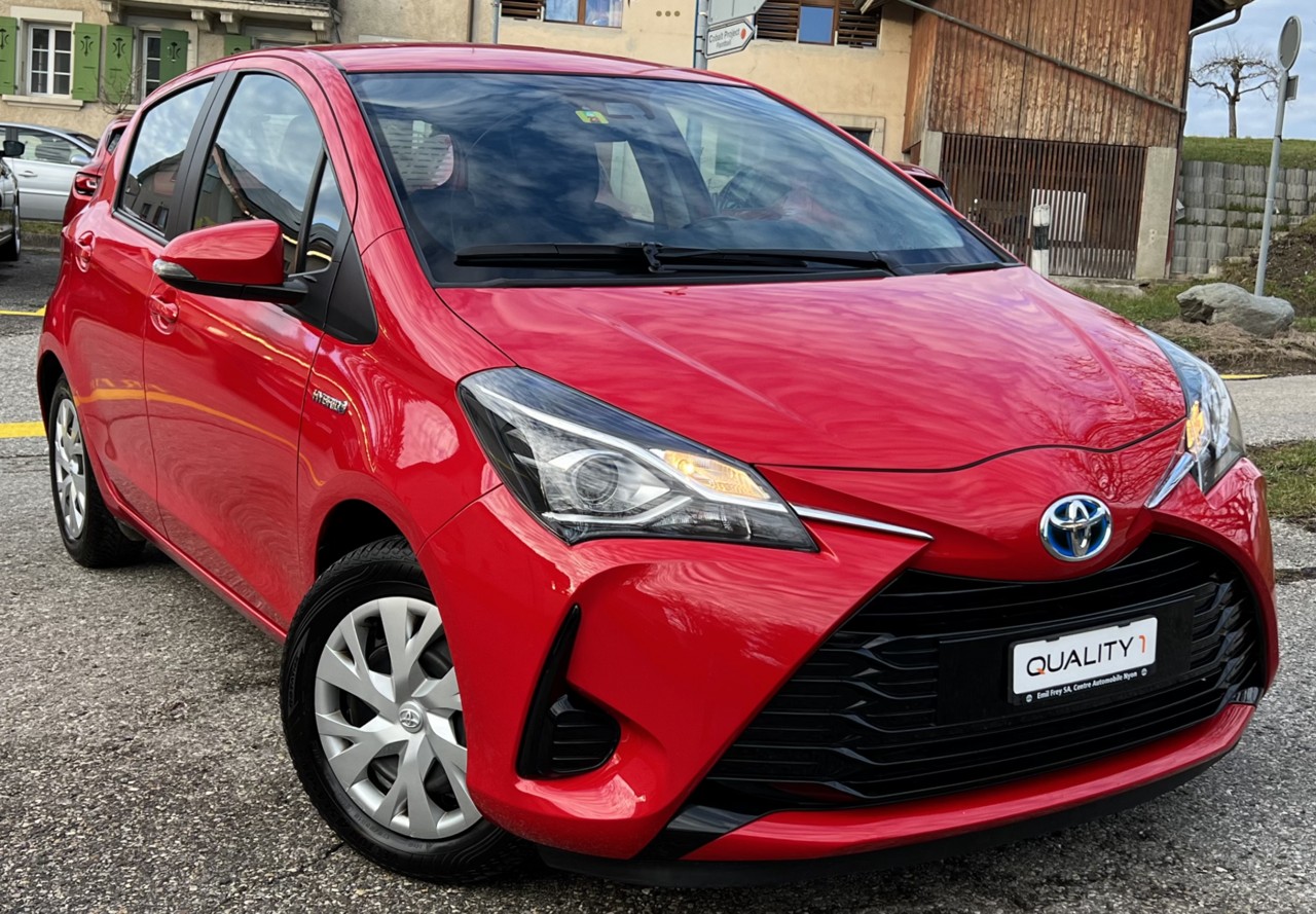 TOYOTA Yaris 1.5 VVT-i Hybrid Comfort e-CVT