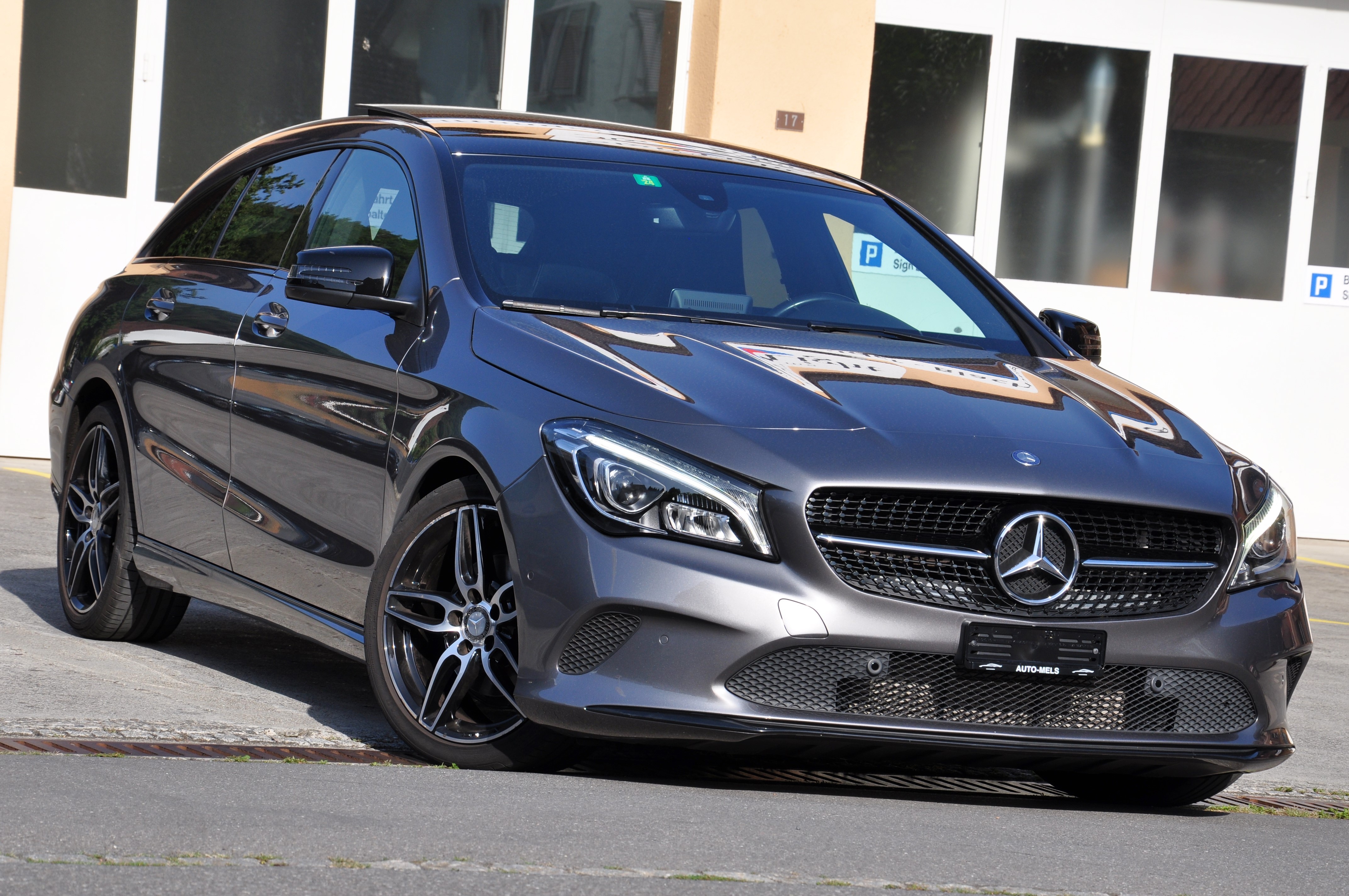 MERCEDES-BENZ CLA Shooting Brake 200 Night Star 7G-DCT