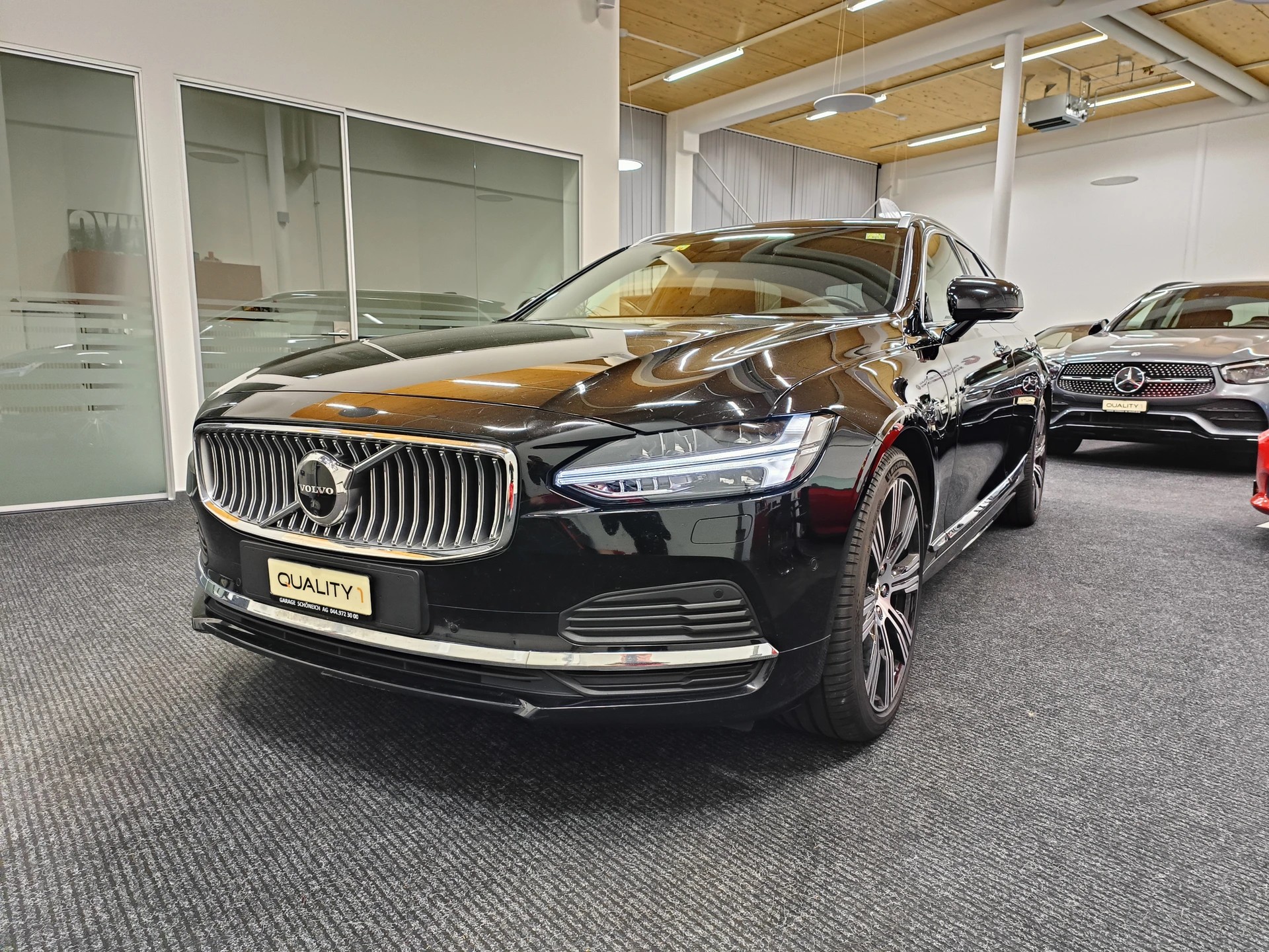 VOLVO V90 T8 eAWD Twin Engine Inscription Expression Geartronic