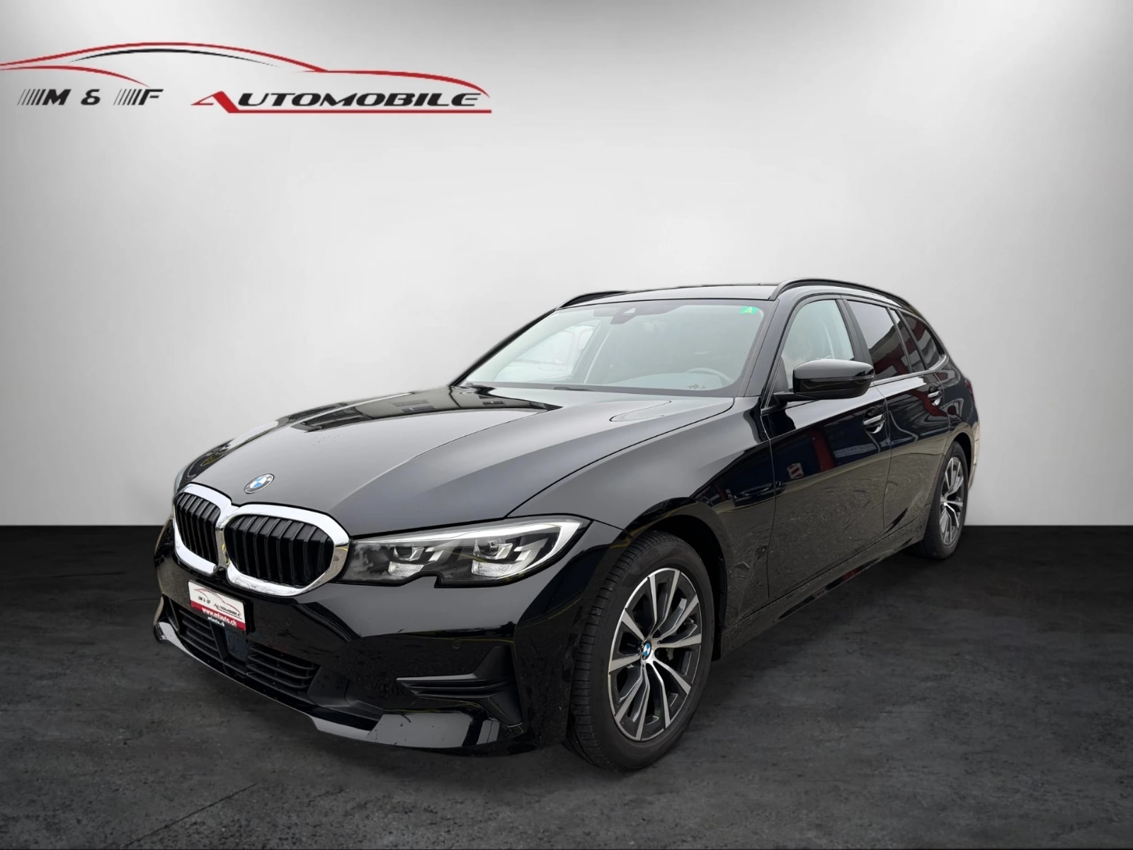 BMW 330i xDrive Touring CH FAHRZEUG