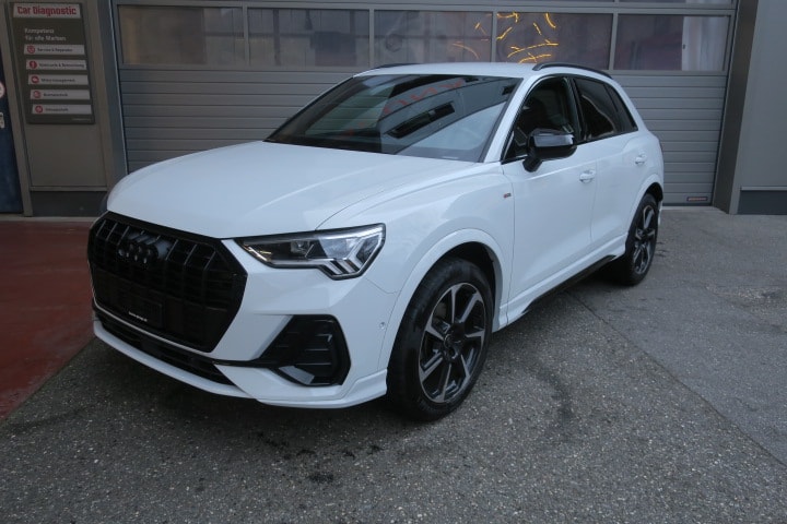 AUDI Q3 35 TFSI S line Attraction S-tronic