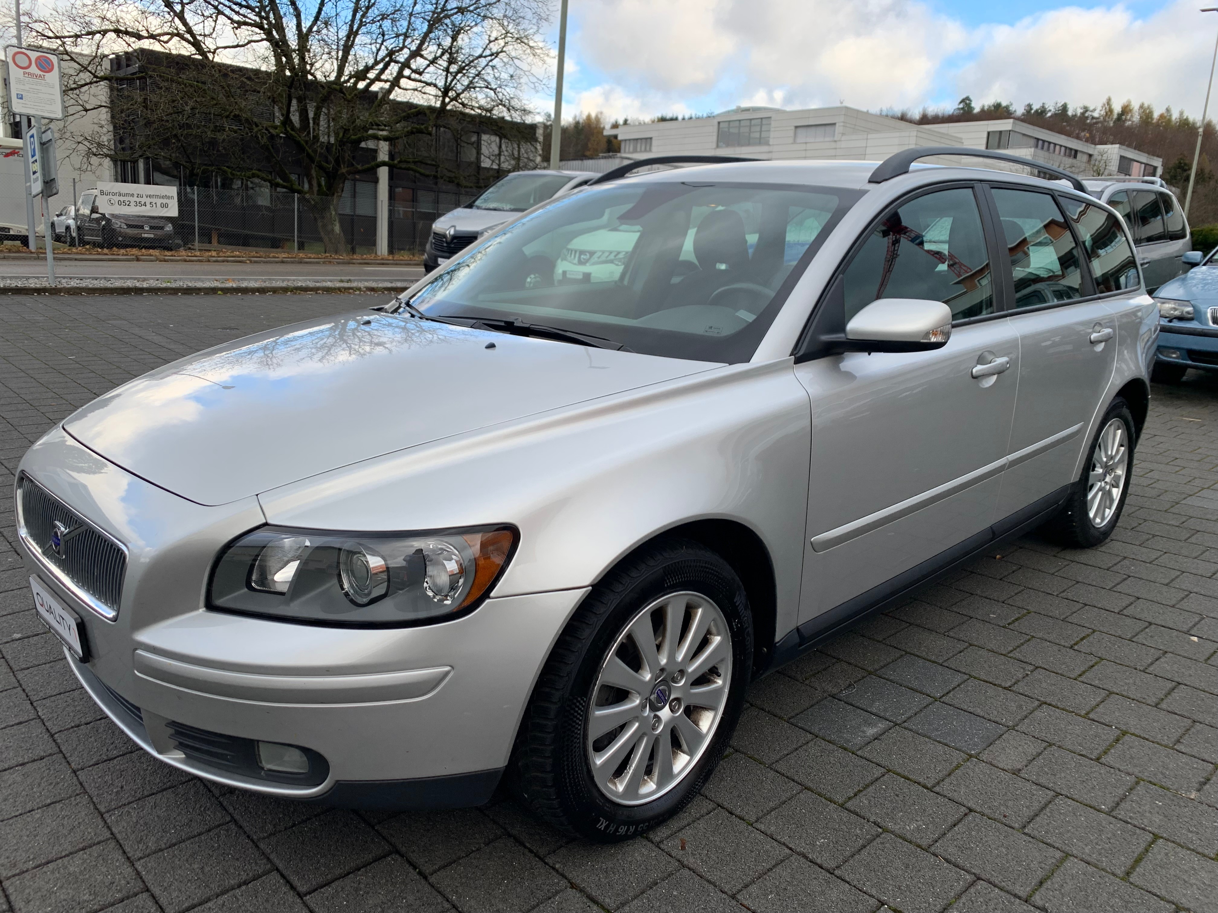 VOLVO V50 2.4 Summum