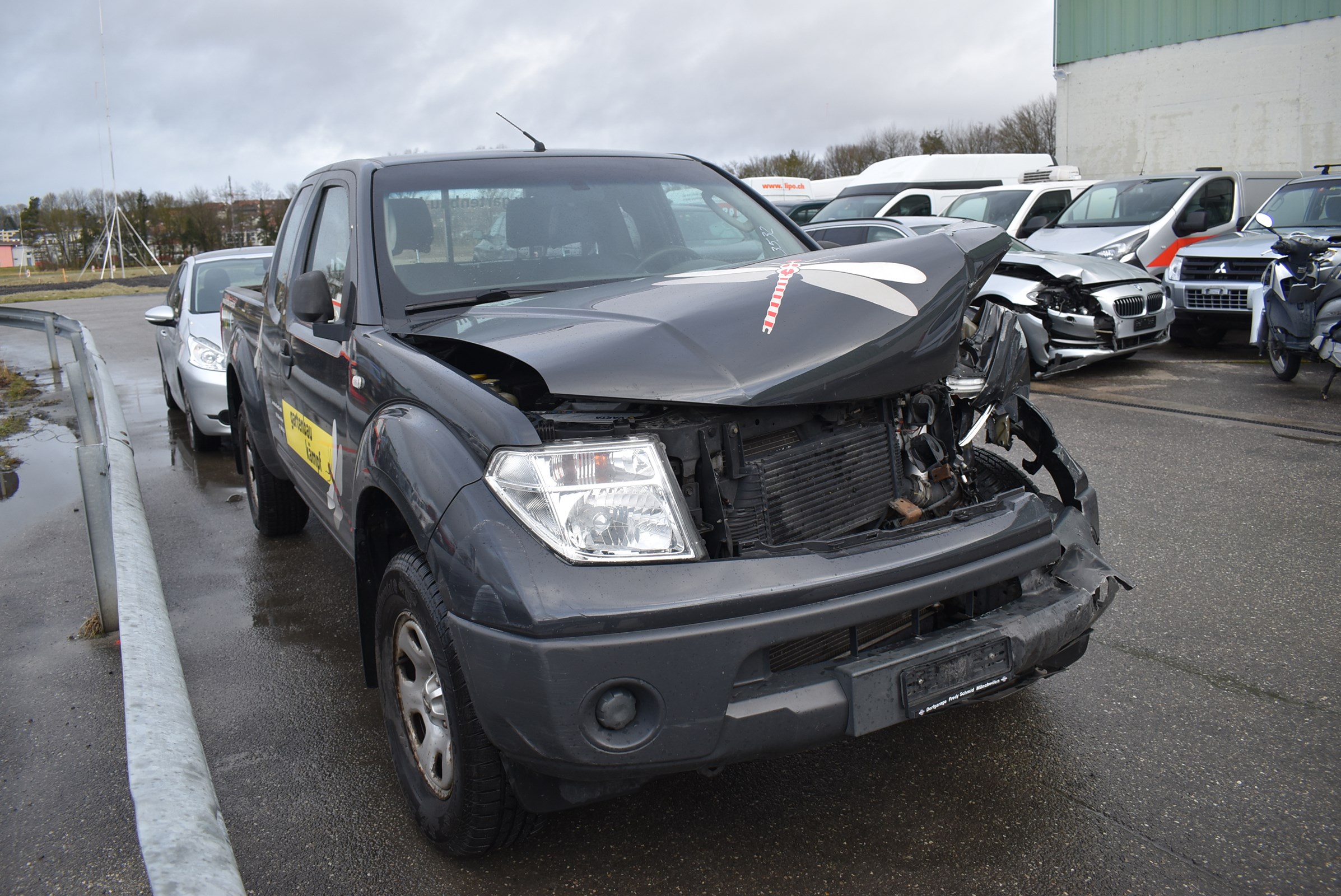 NISSAN Navara King Cab LE 2.5 dCi 4WD