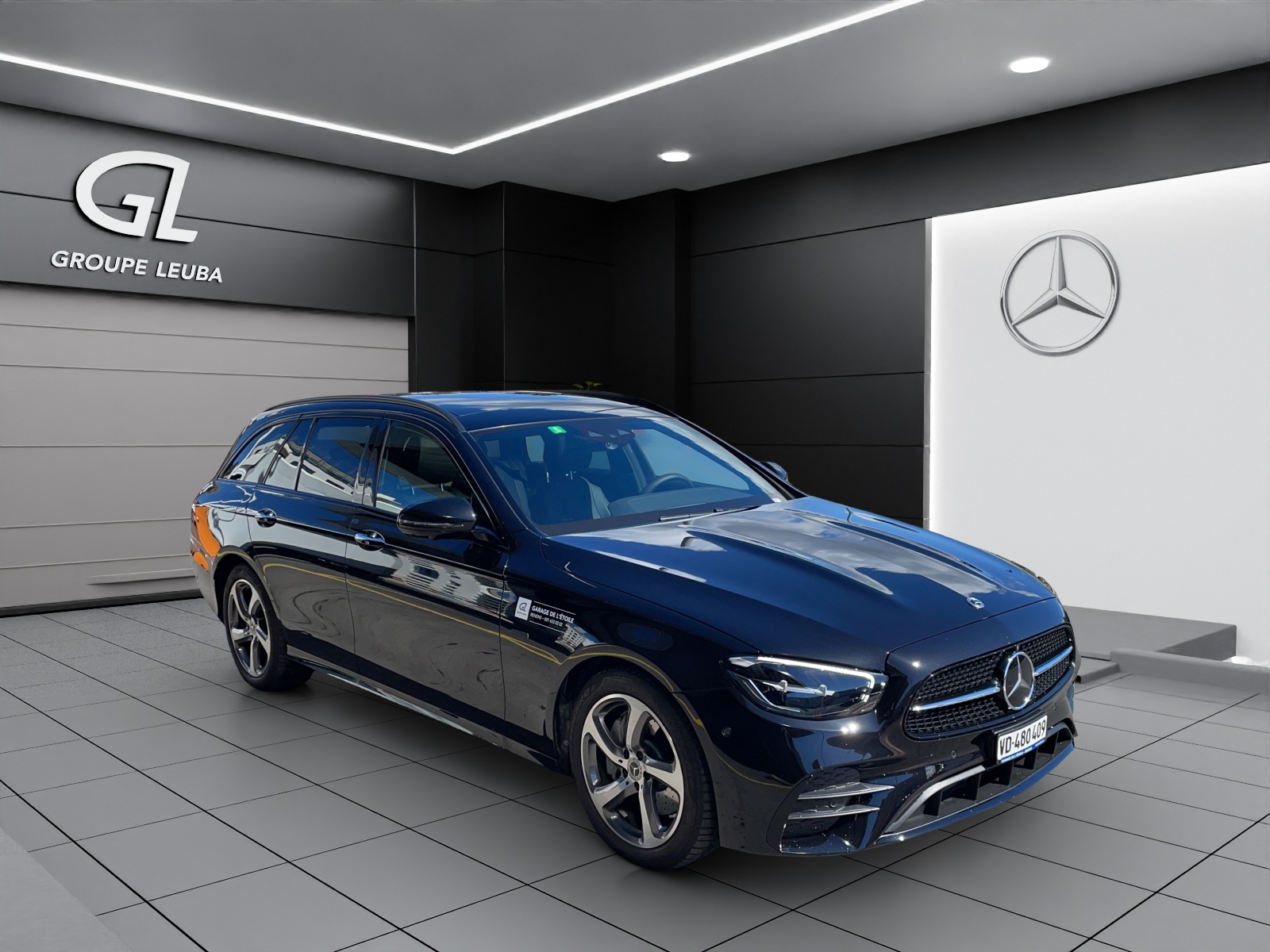 MERCEDES-BENZ E 220 d T 4Matic Swiss Star 9G-Tronic