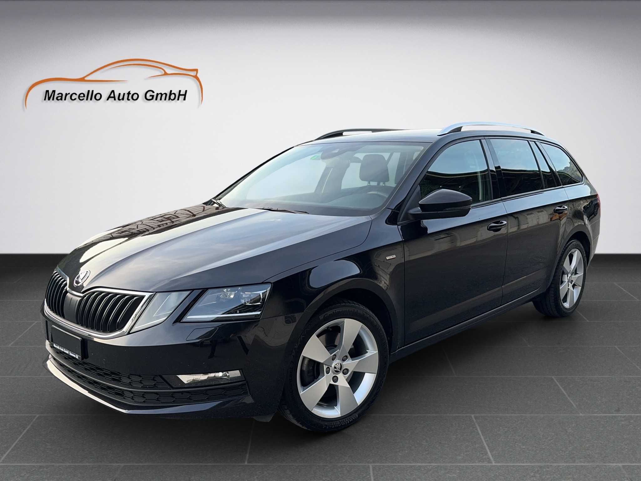 SKODA Octavia Combi 2.0 TSI Clever DSG