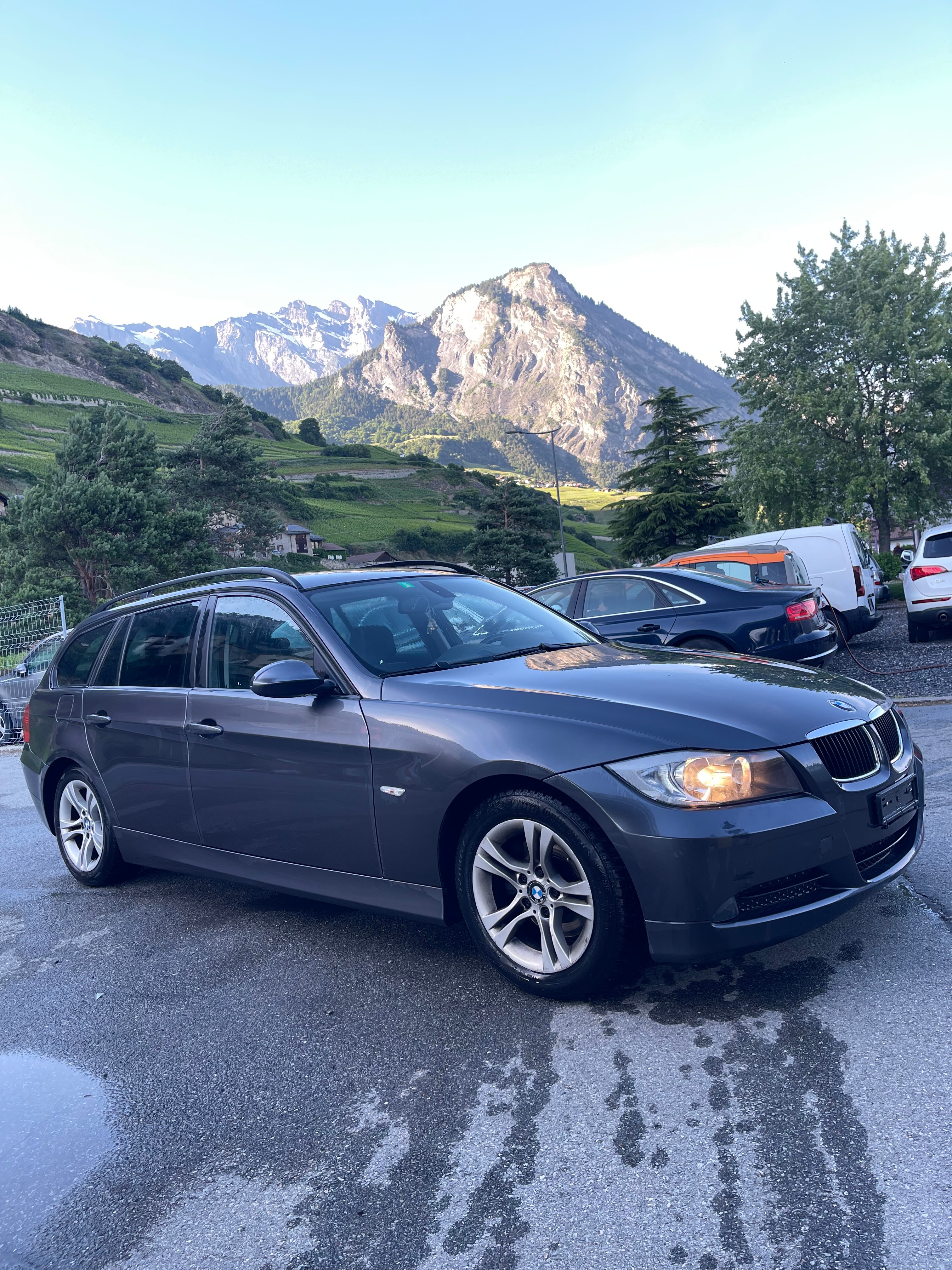 BMW 320i Touring Steptronic