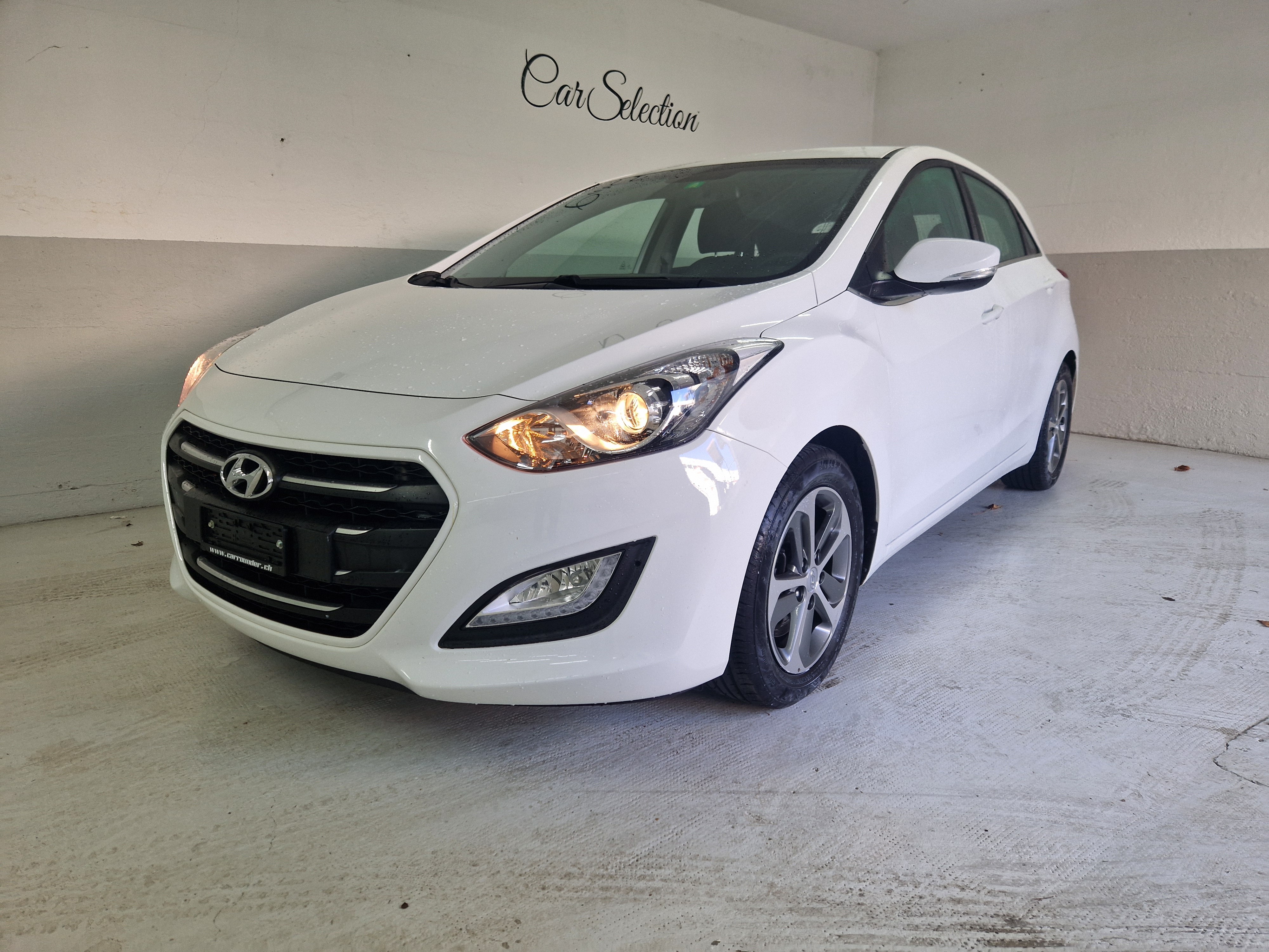 HYUNDAI i30 1.6 CRDi Plena Automatic DCT