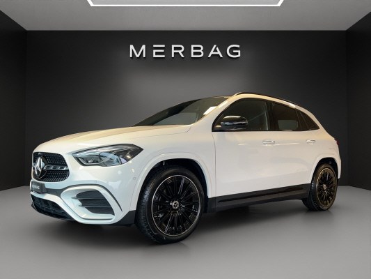 MERCEDES-BENZ GLA 200 Night Star 7G-D