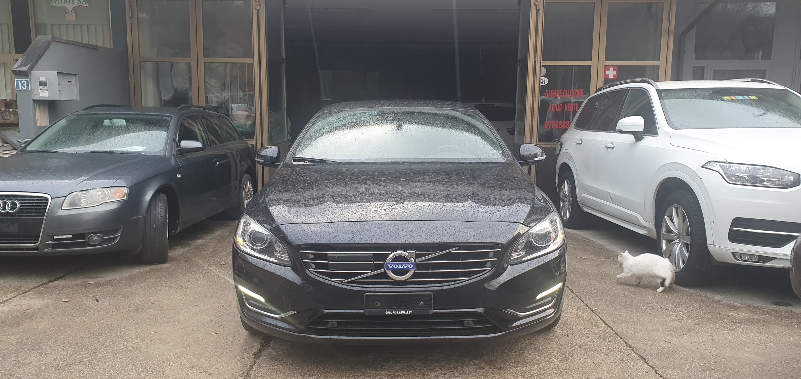 VOLVO V60 D6 AWD Plug-in Hybrid Summum Geartronic