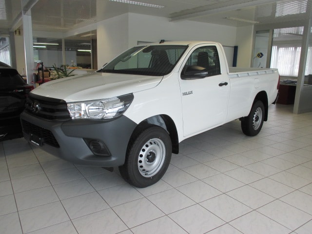 TOYOTA Hilux 2.4D-4D Comfort Single Cab 4x4