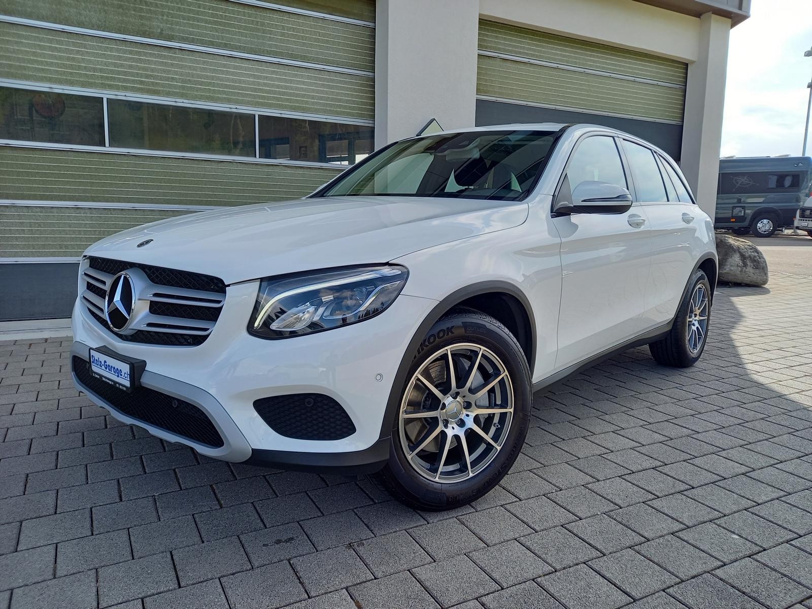 MERCEDES-BENZ GLC 250 4Matic 9G-Tronic