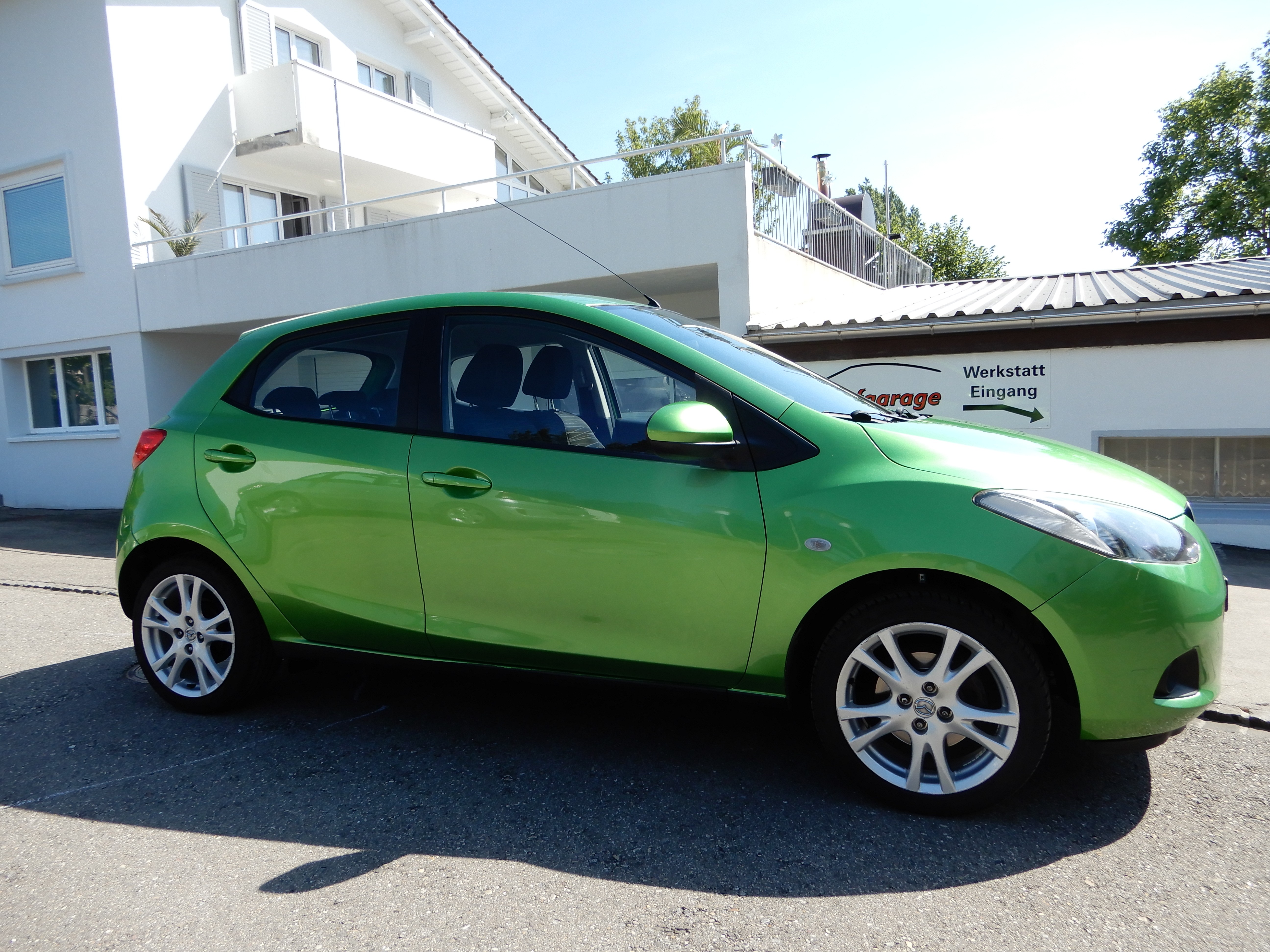 MAZDA 2 1.3i 16V Exclusive