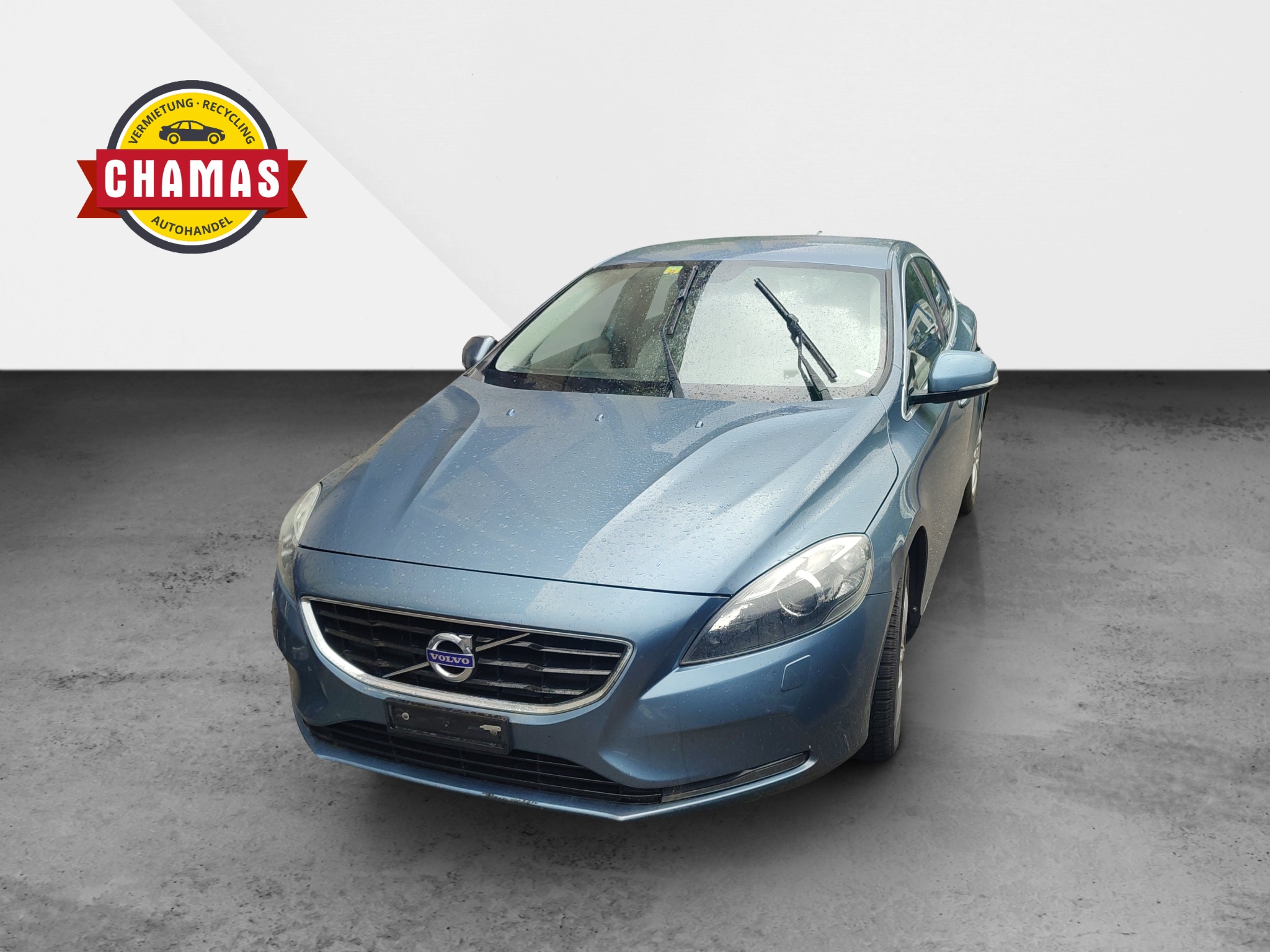 VOLVO V40 D2 Momentum