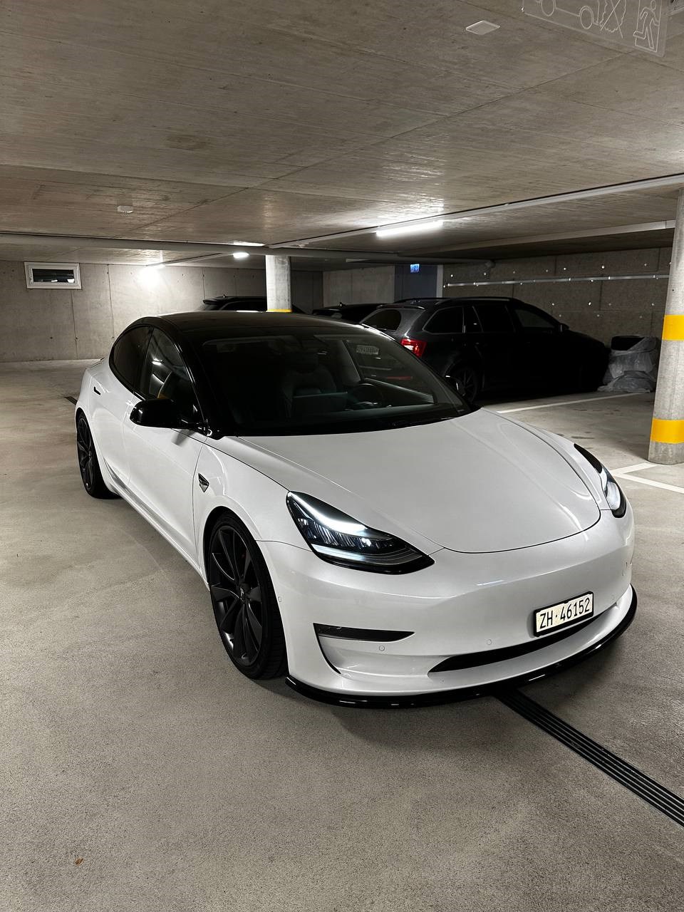 TESLA Model 3 Performance Dual Motor AWD