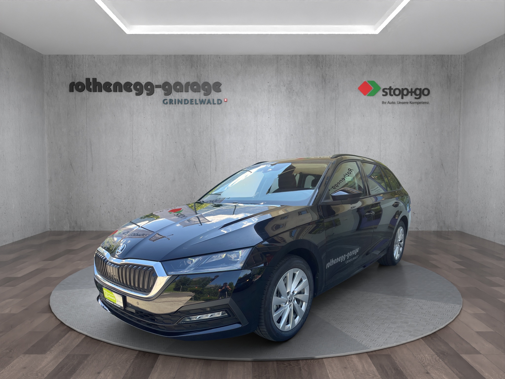 SKODA Octavia Combi 2.0 TSI Ambition DSG 4x4