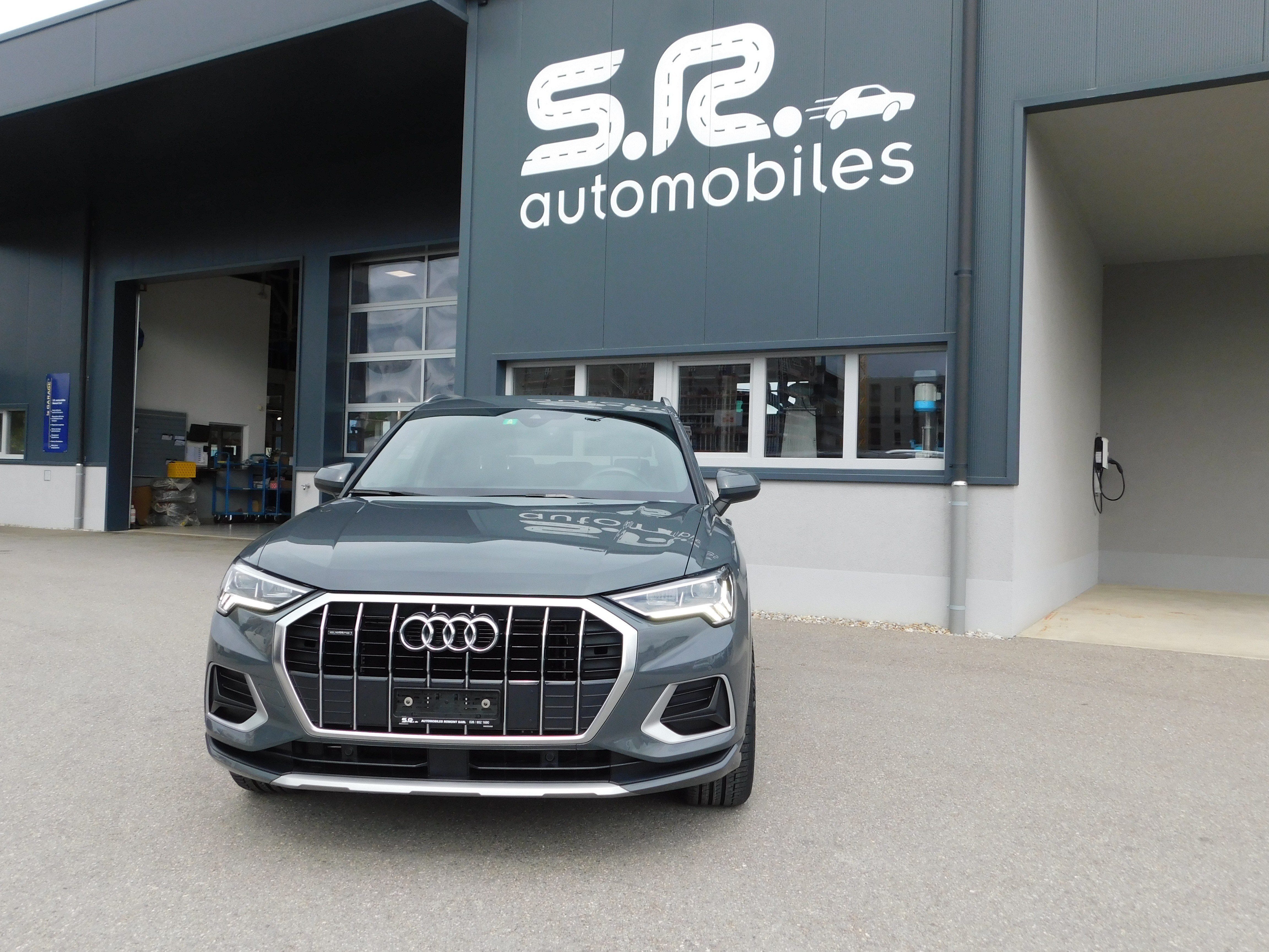 AUDI Q3 40 TFSI advanced quattro S-tronic