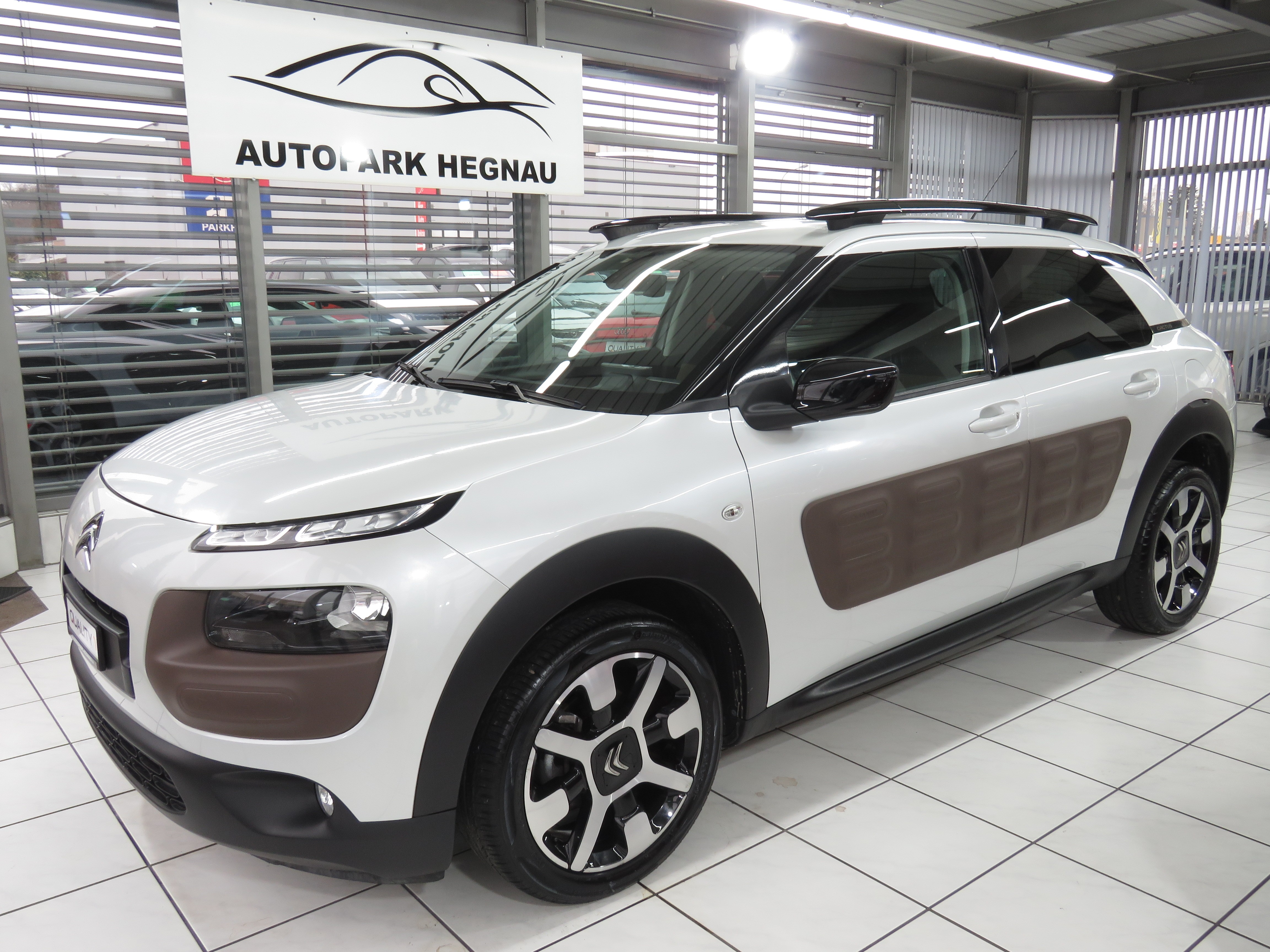 CITROEN C4 Cactus 1.2 e-VTi Shine Edition ETG