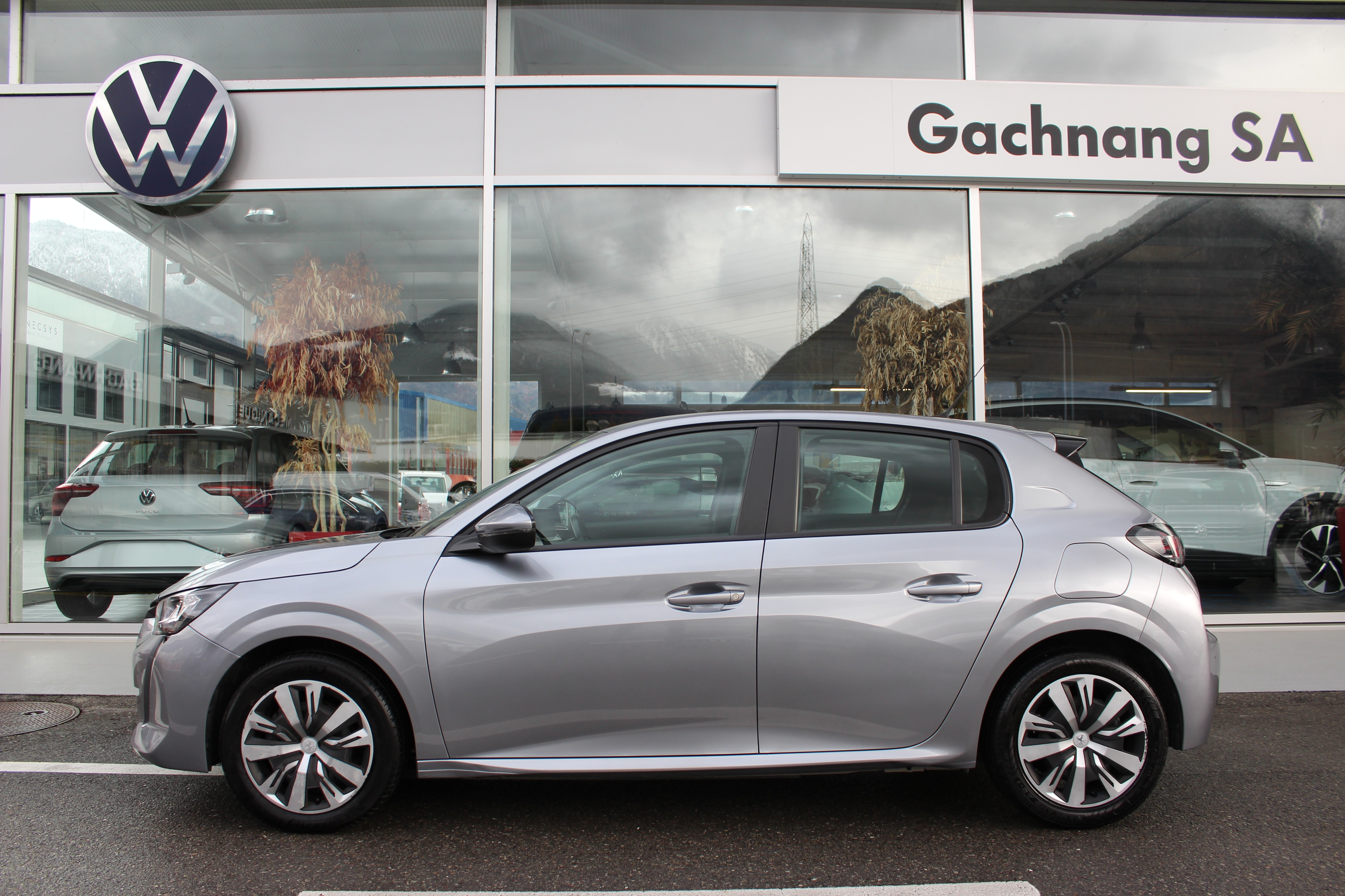 PEUGEOT 208 1.2 PureTech Allure