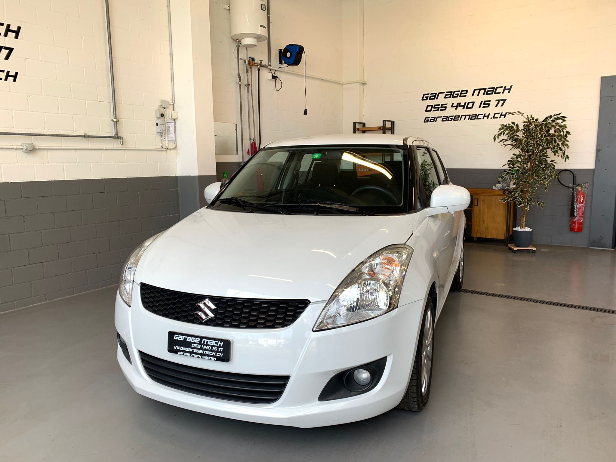 SUZUKI Swift 1.2i 16V GL Top