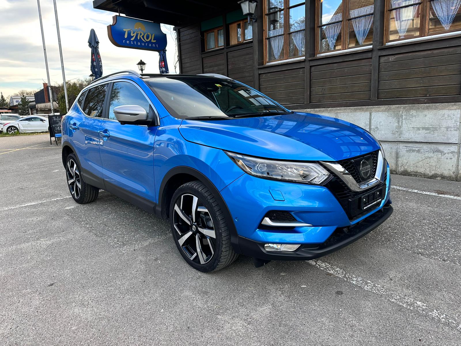 NISSAN Qashqai 1.6 dCi tekna+ Xtronic CVT