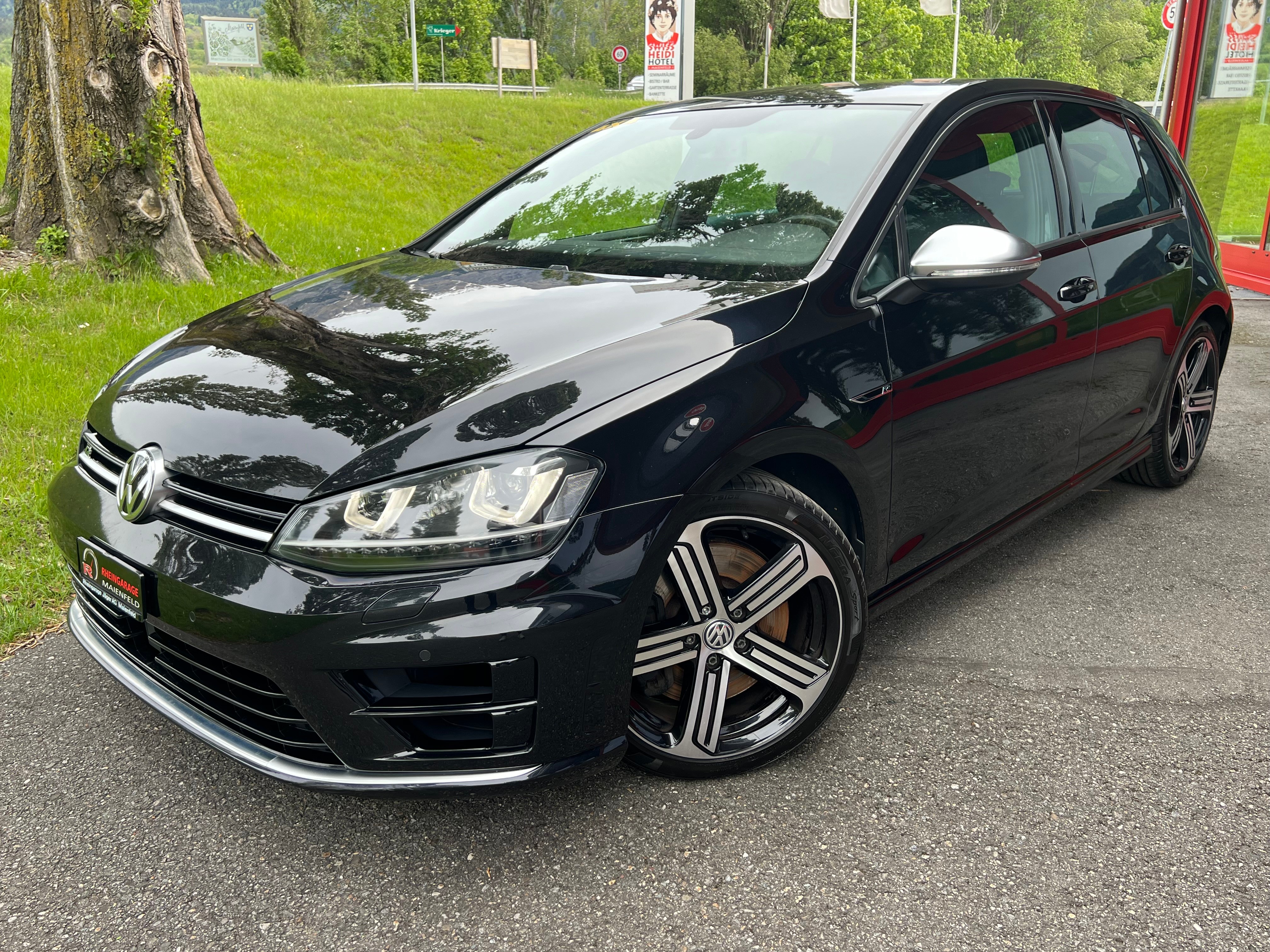 VW Golf 2.0 TSI R 4Motion