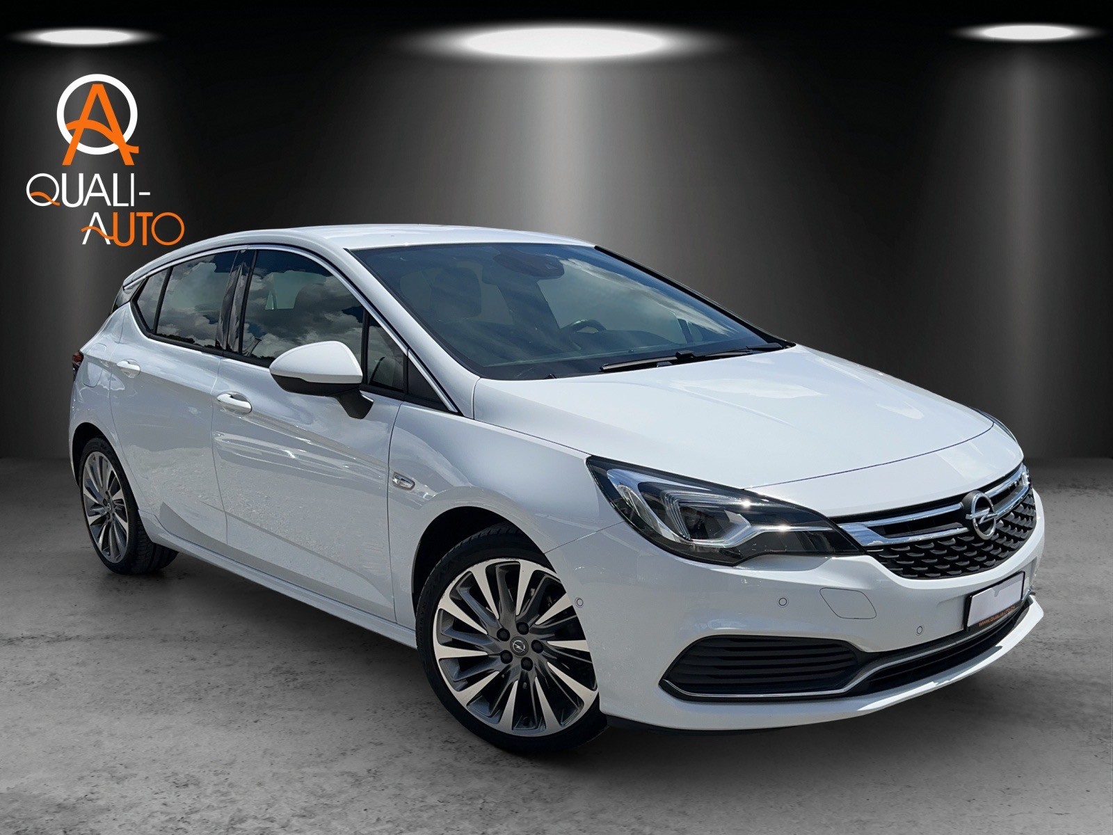 OPEL Astra 1.6i Turbo OPC Line