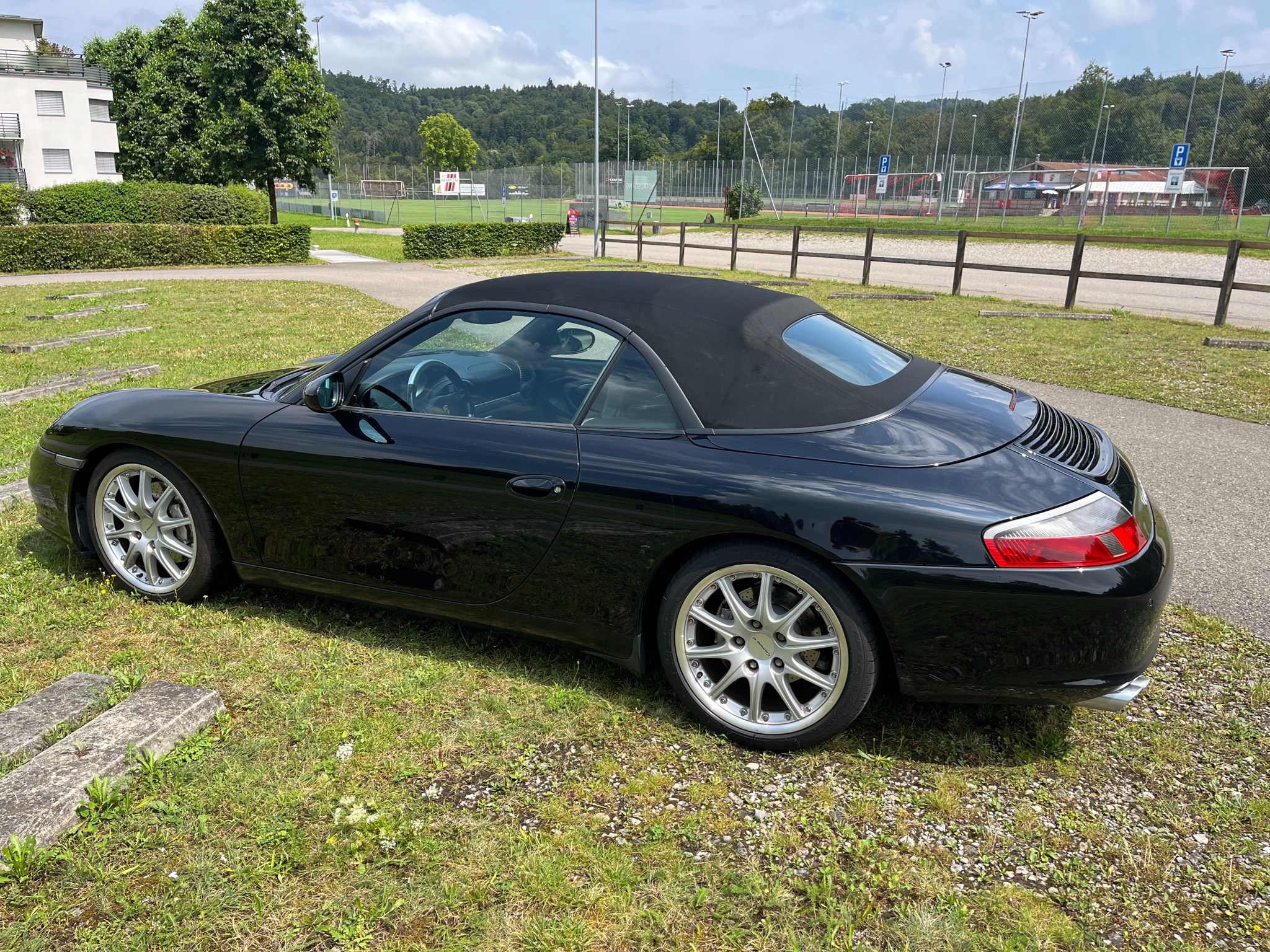 PORSCHE 911 Carrera 4 Cabrio