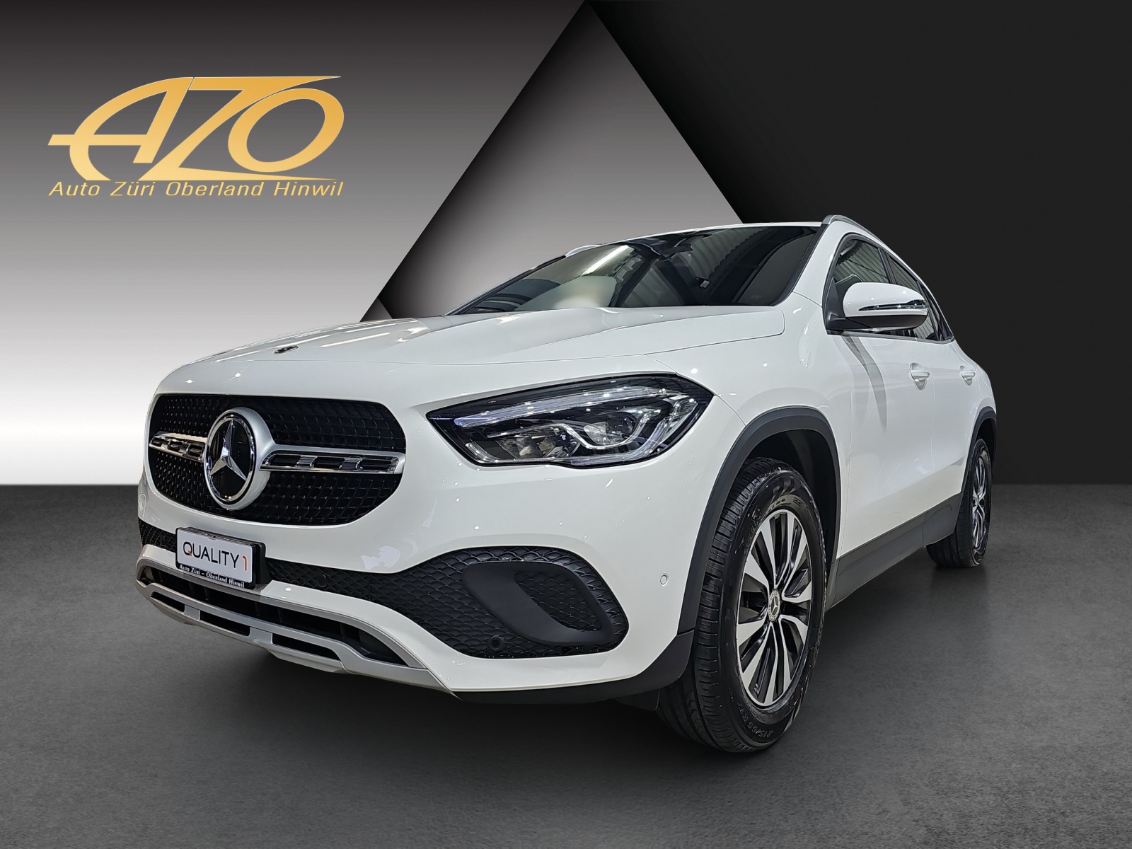 MERCEDES-BENZ GLA 200 Style 7G-DCT