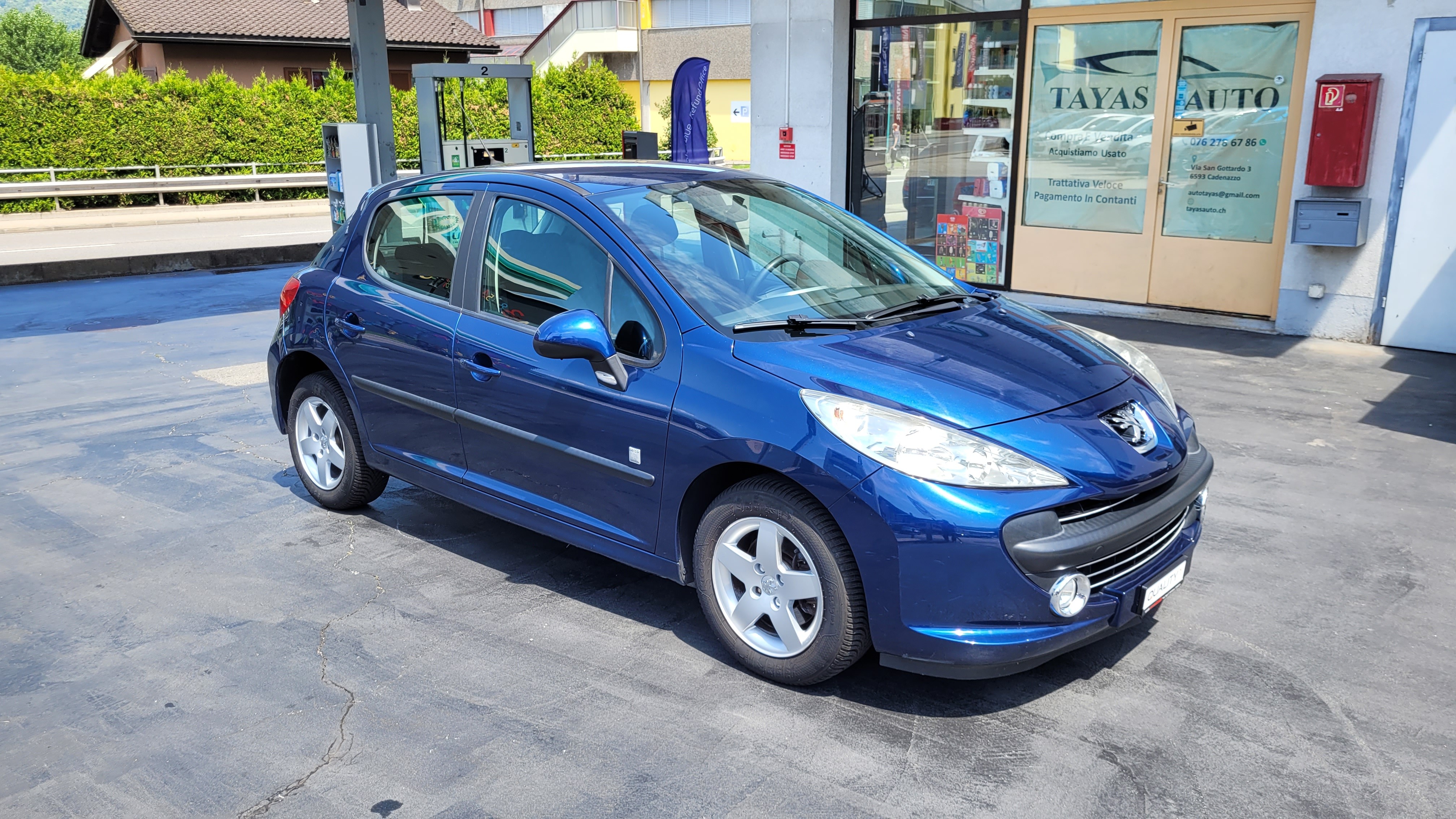 PEUGEOT 207 1.4 16V Swiss Edition