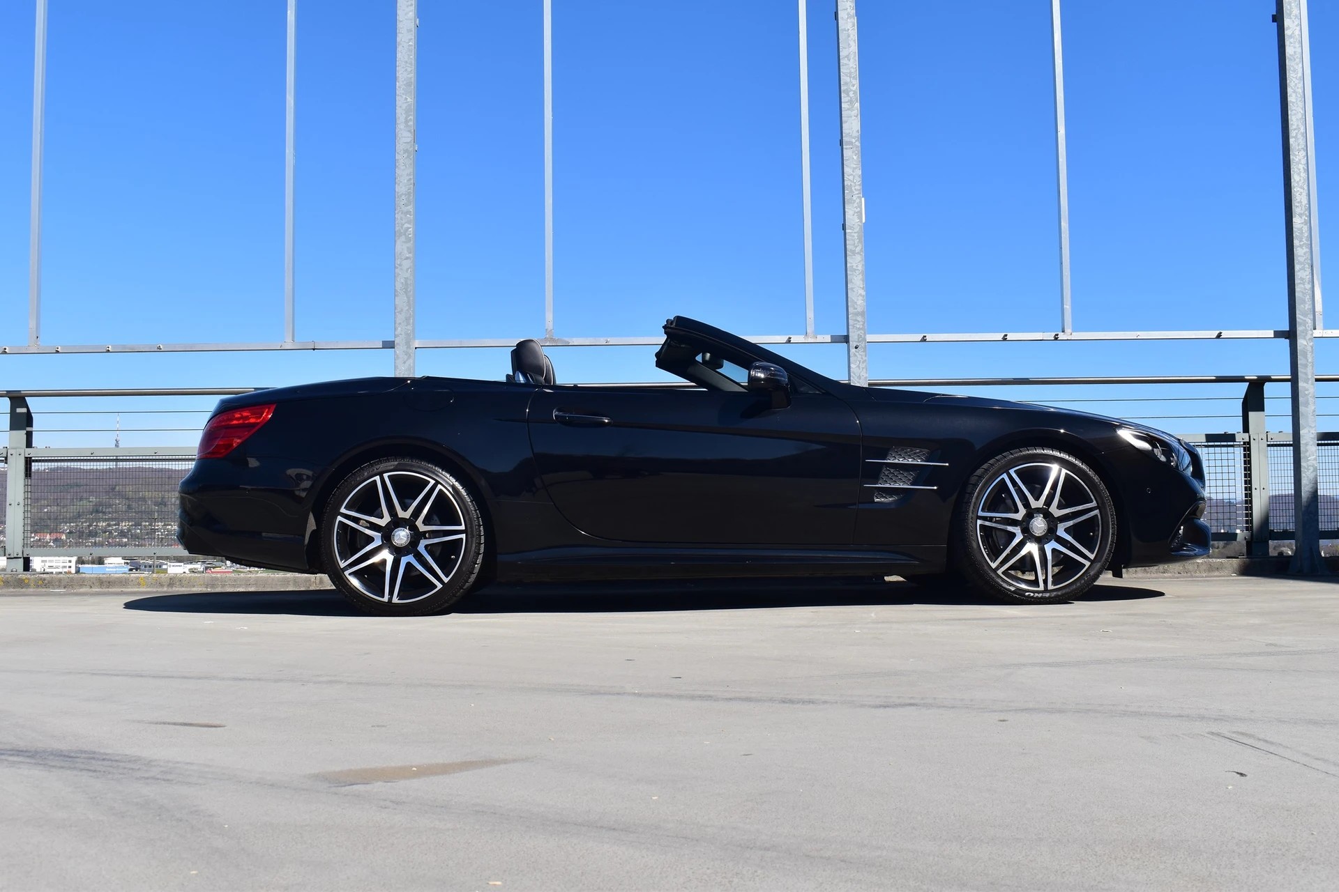 MERCEDES-BENZ SL 500 9G-TRONIC AMG SPORT l 455 PS