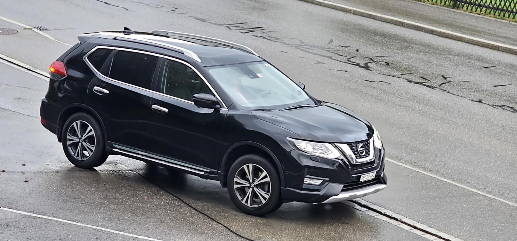 NISSAN X-Trail 1.3 DIG-T Tekna DCT