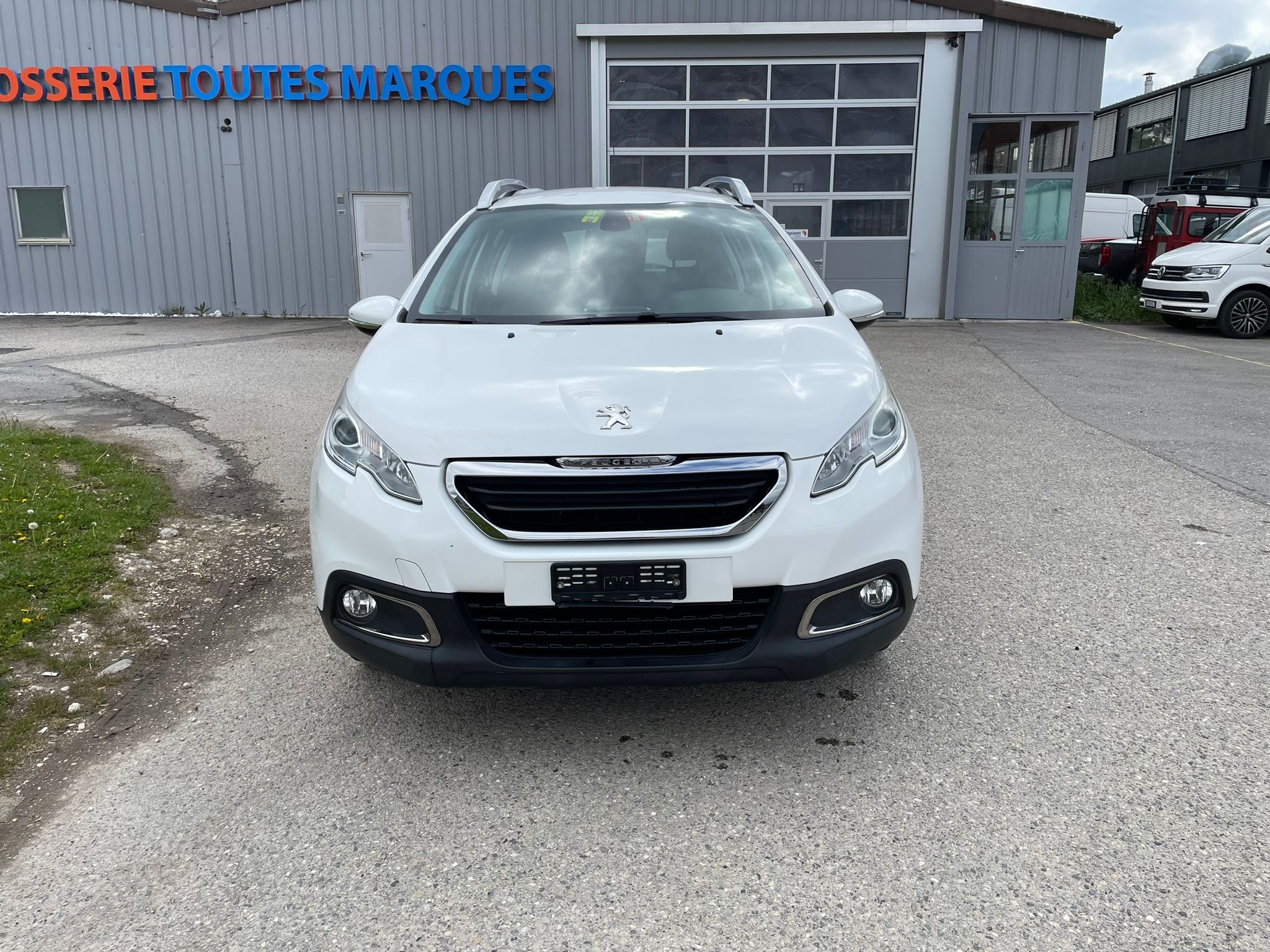 PEUGEOT 2008 1.2 VTI Active