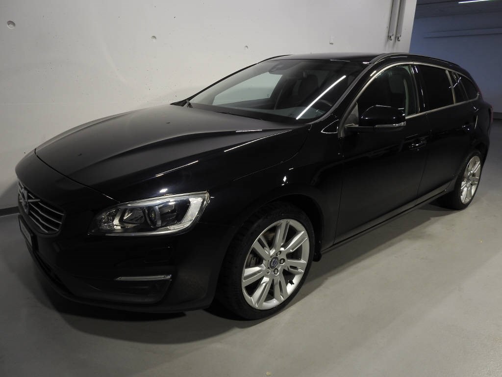 VOLVO V60 2.4 D4 Kinetic AWD