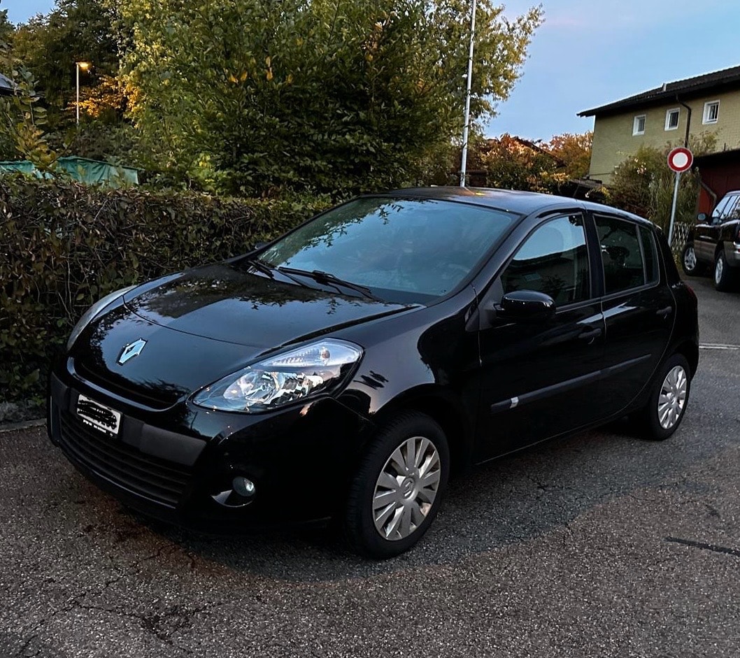 RENAULT Clio 1.2 16V Expression