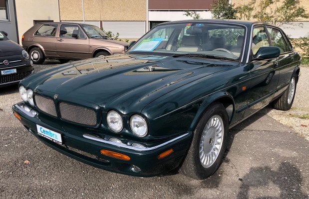 JAGUAR XJ 3.2 V8 Executive