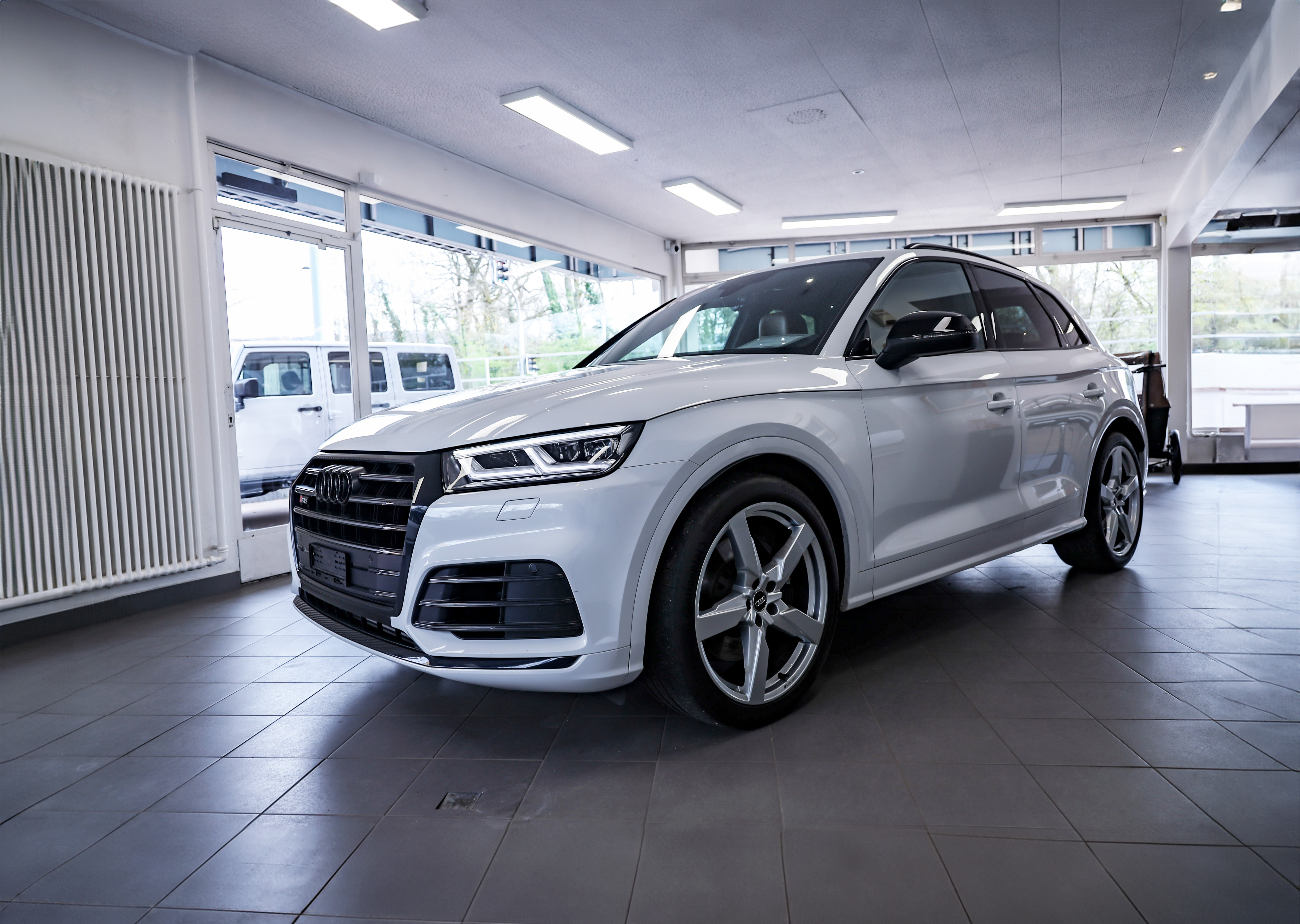 AUDI SQ5 TDI quattro tiptronic