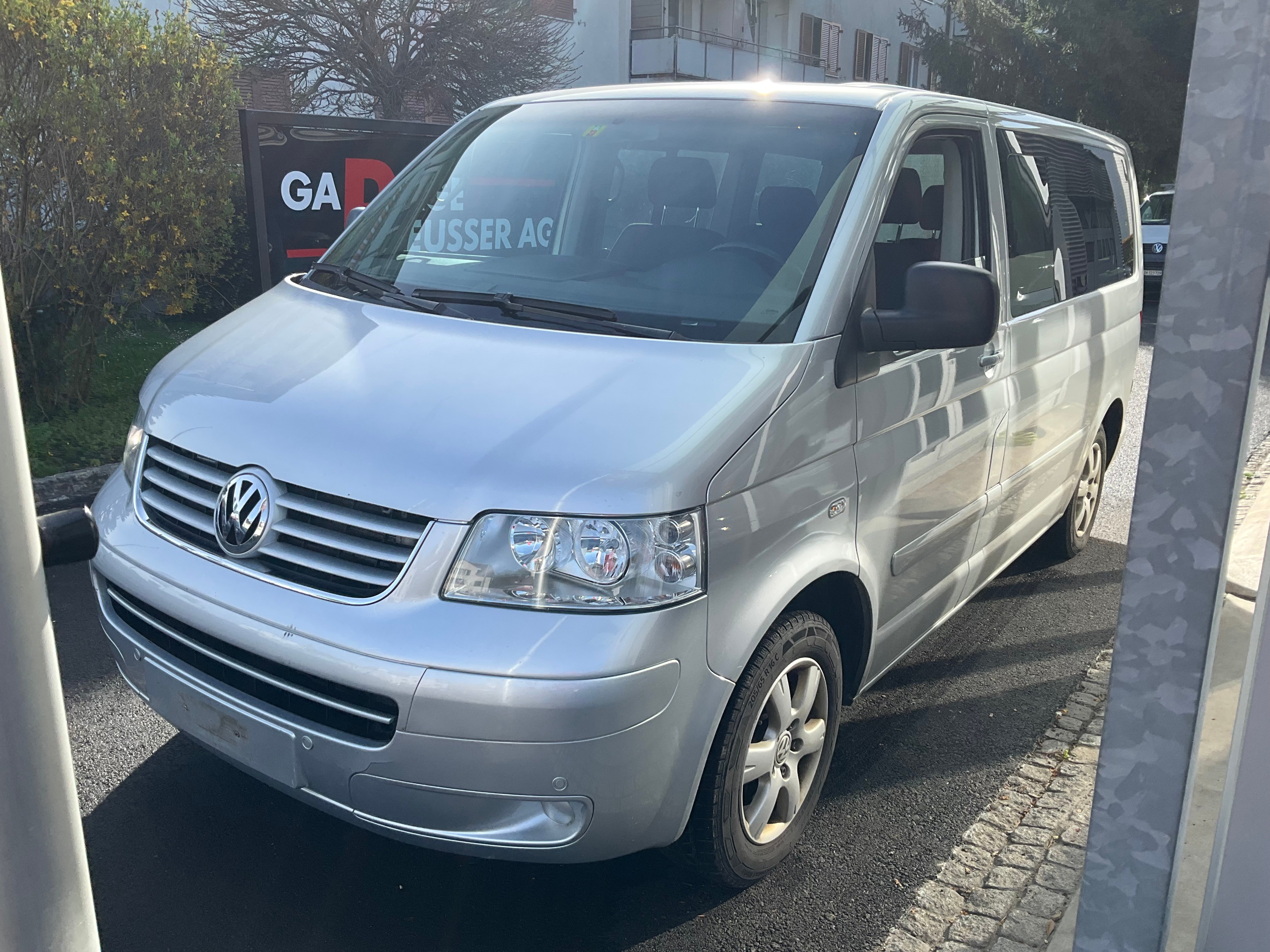 VW T5 Multivan Comfortline 2.5 TDI