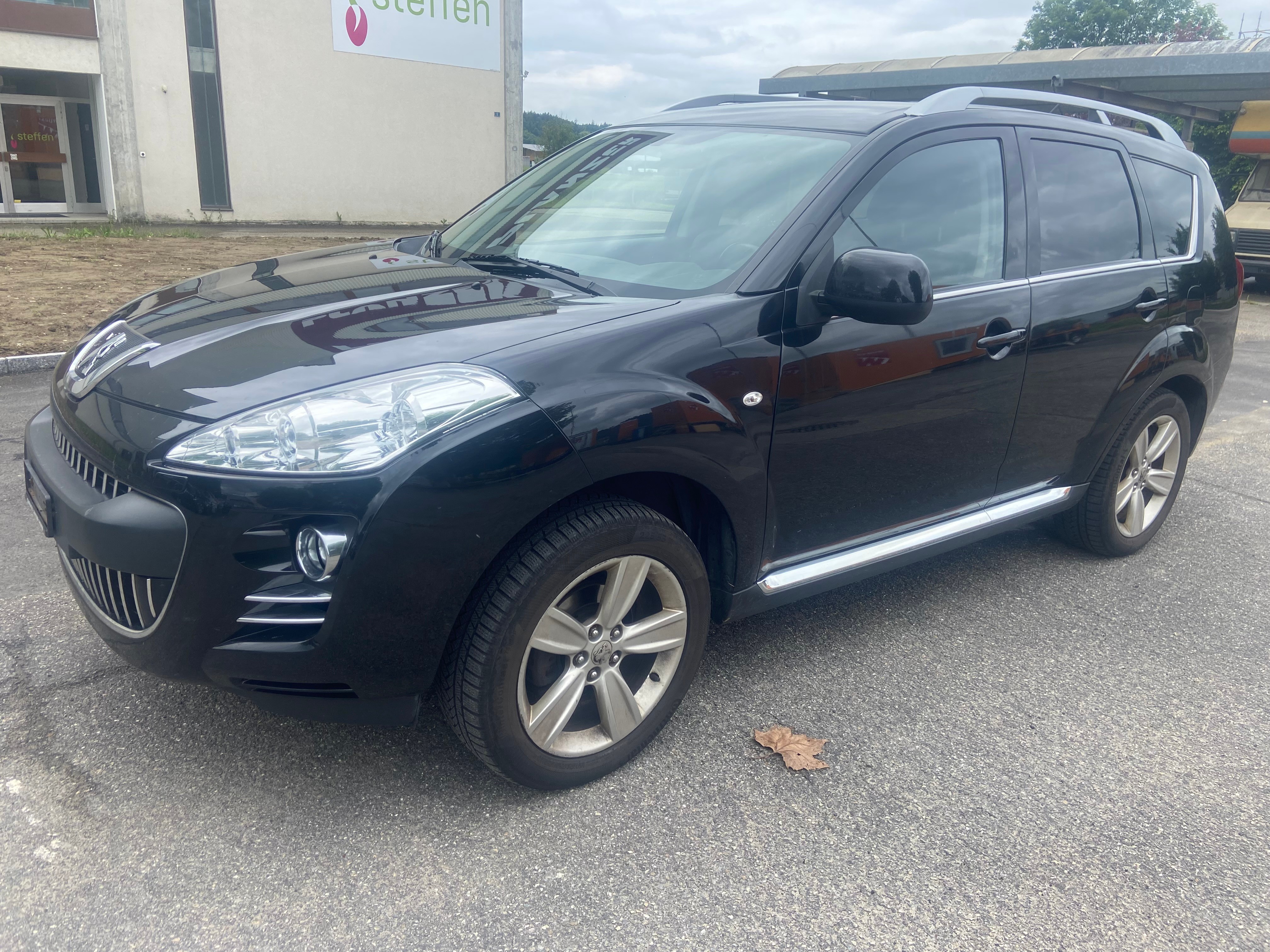 PEUGEOT 4007 2.4 Platinum Edition CVT