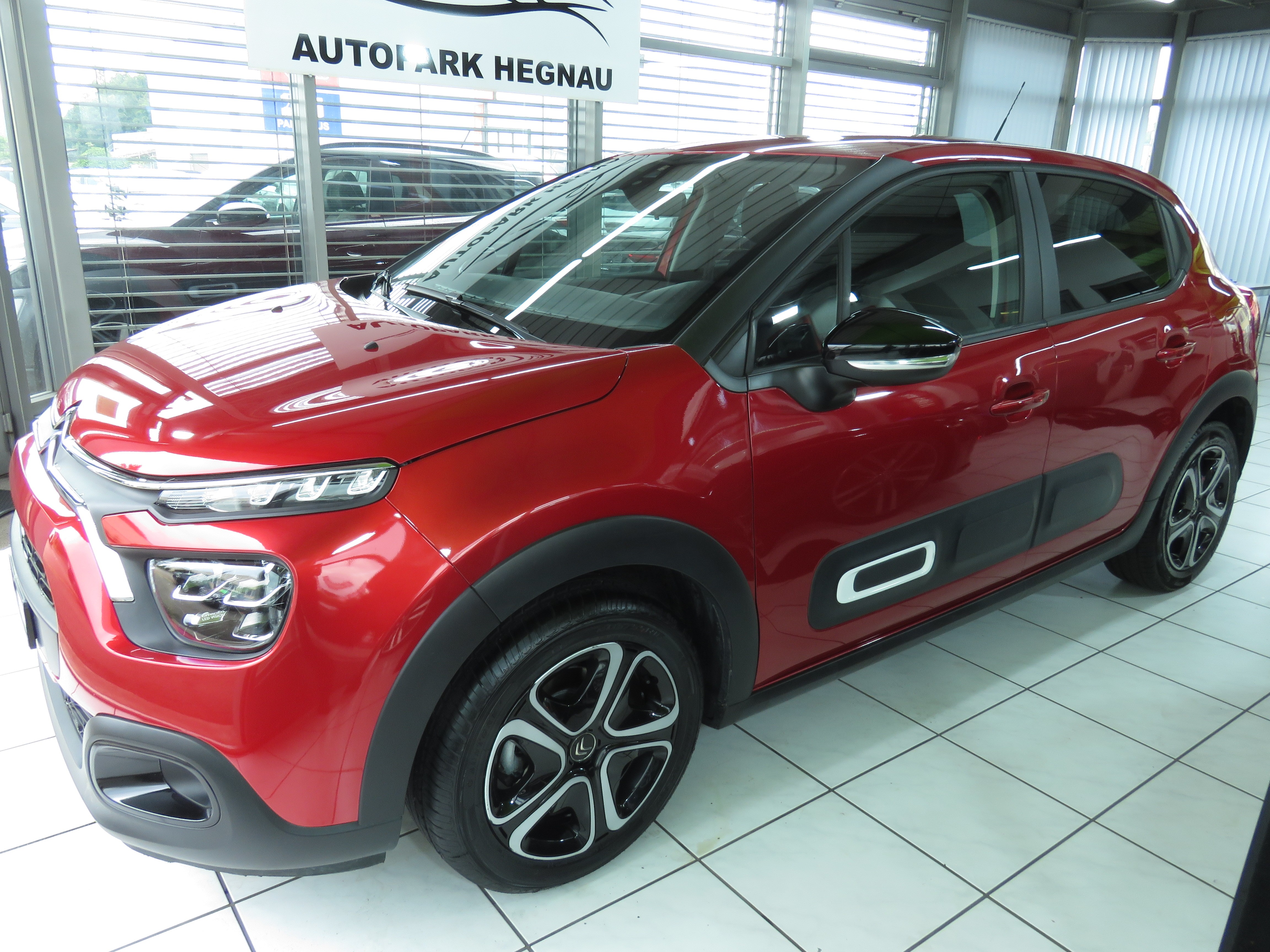 CITROEN C3 1.2i PureTech Swiss Edition EAT6