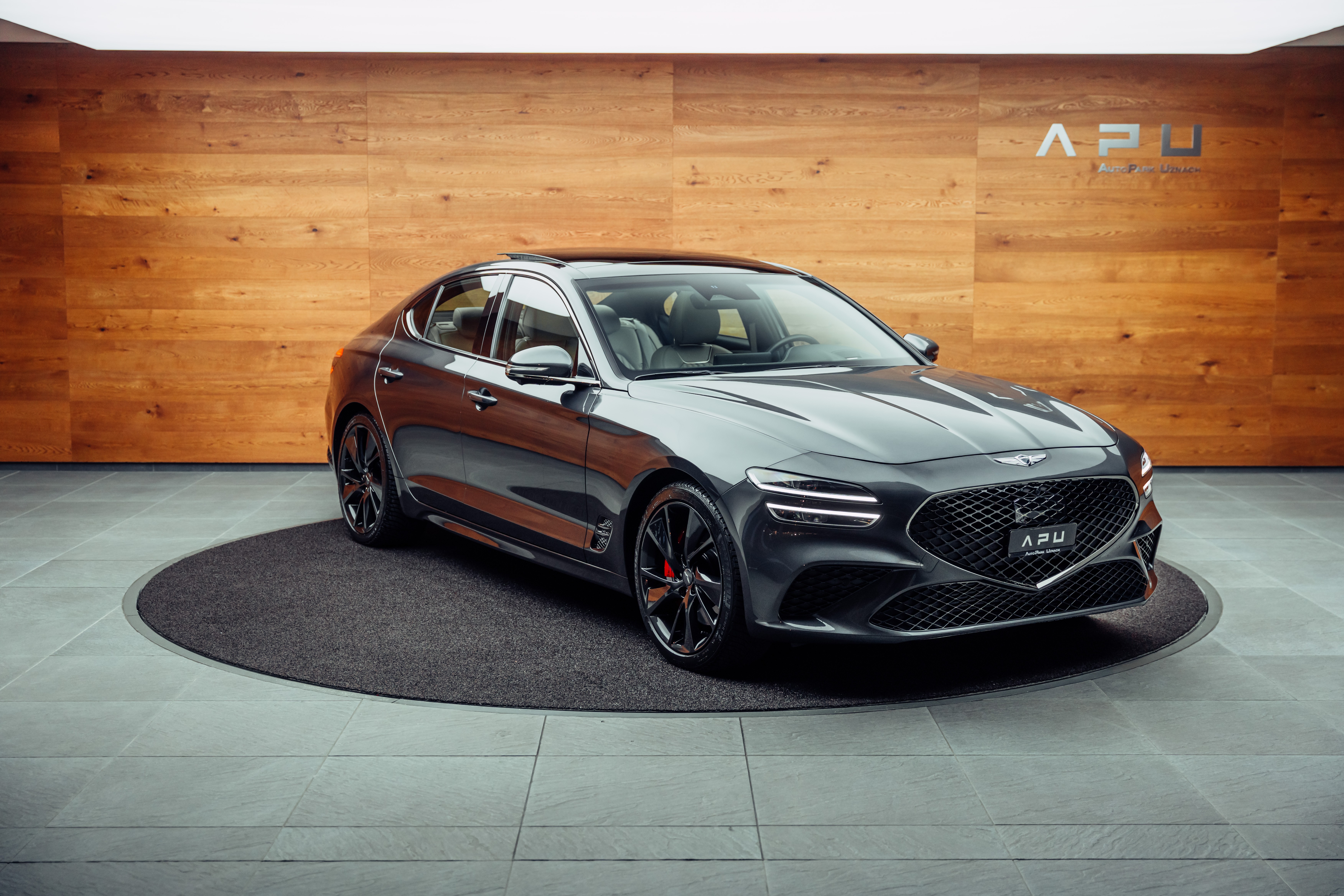 GENESIS G70 2.0 TGDI Sport AT8 AWD