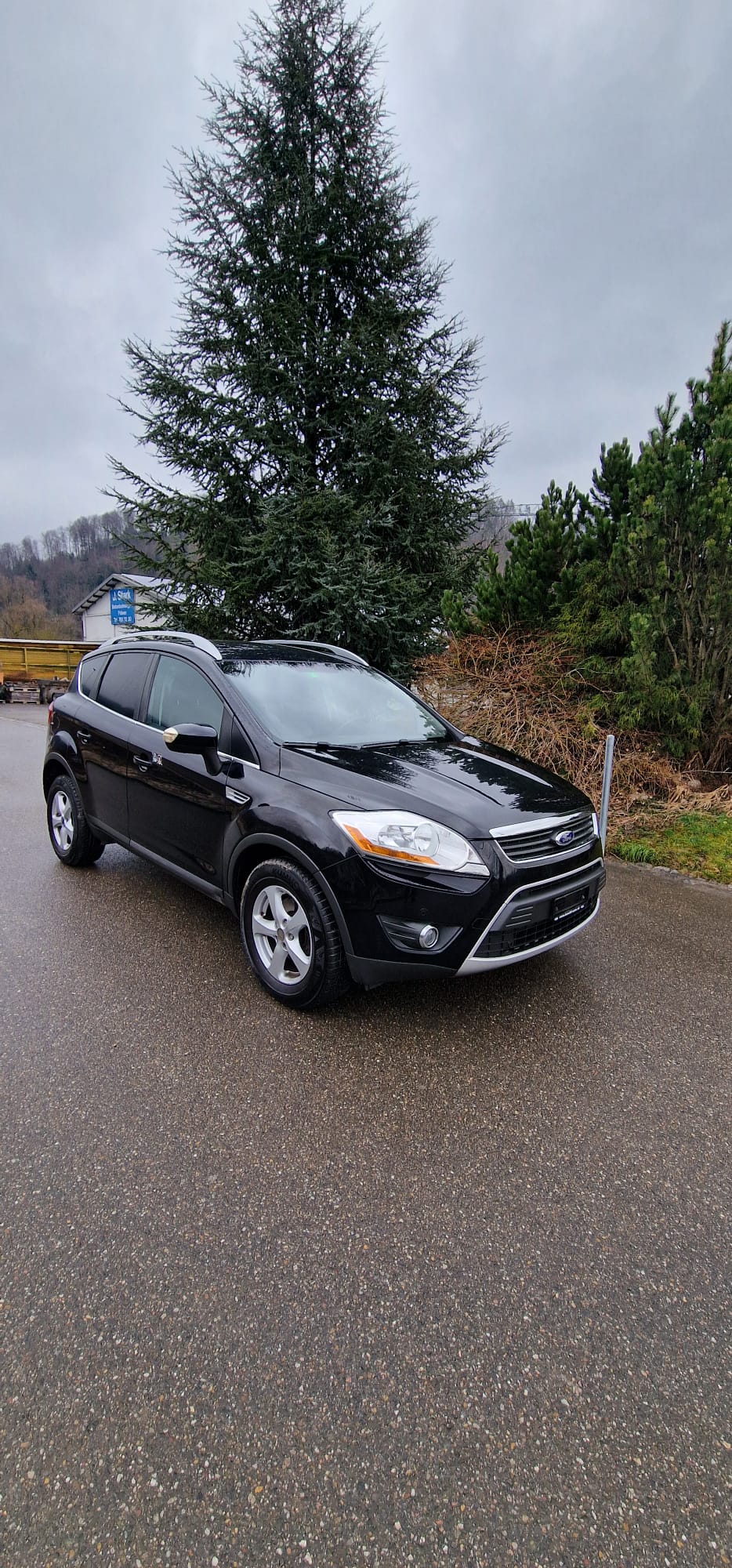 FORD Kuga 2.0 TDCi Carving 2WD