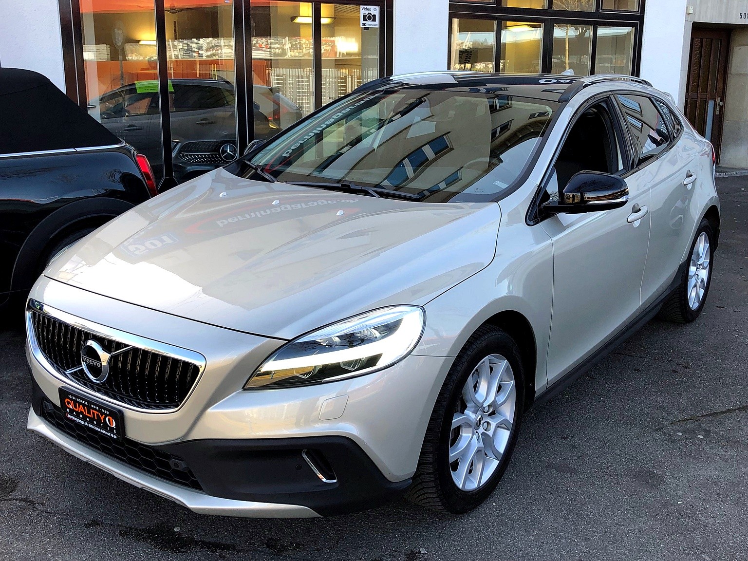 VOLVO V40 CROSS COUNTRY T4 AWD Summum Geartronic