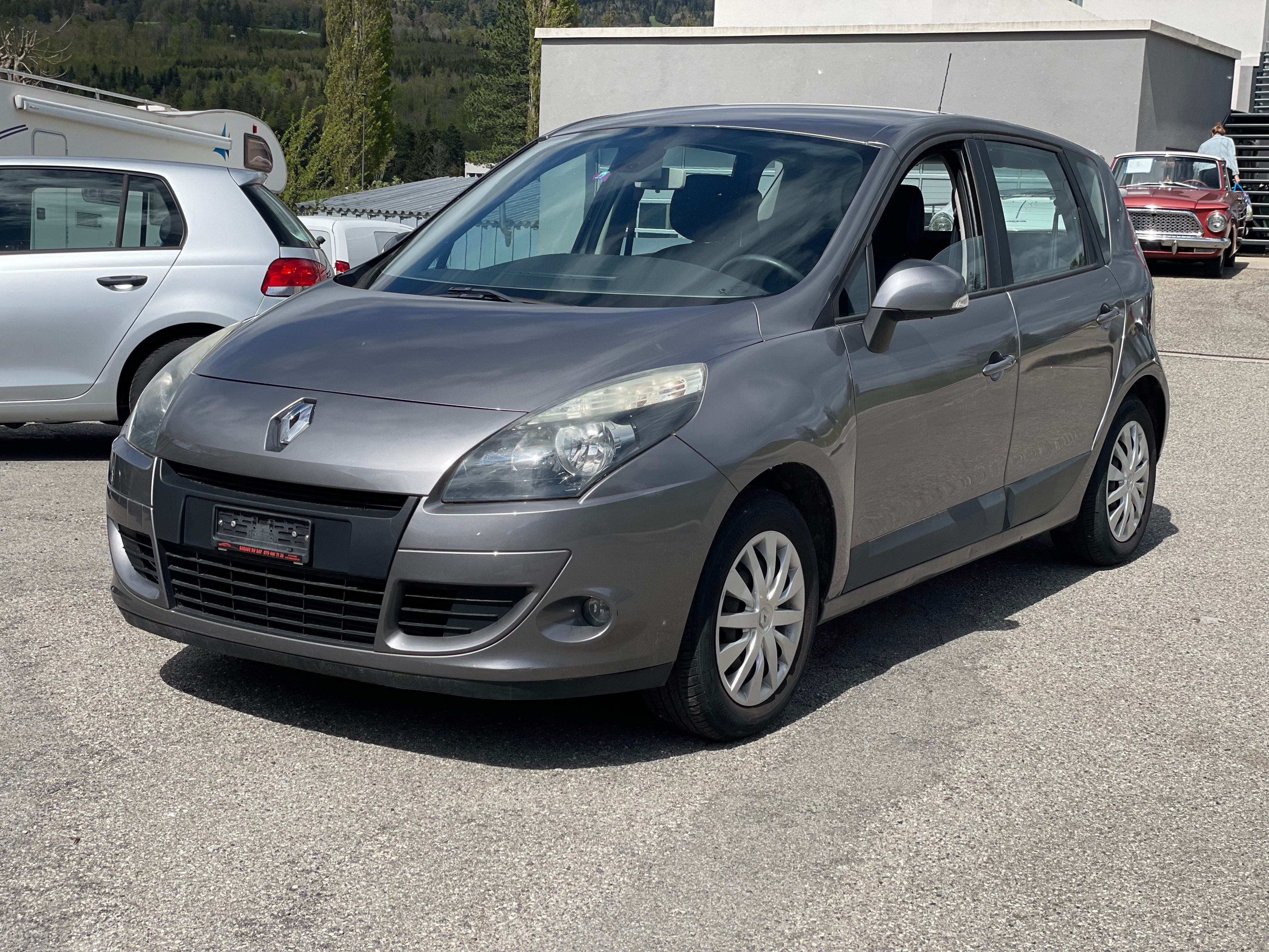 RENAULT Scénic 1.5 dCi Dynamique EDC