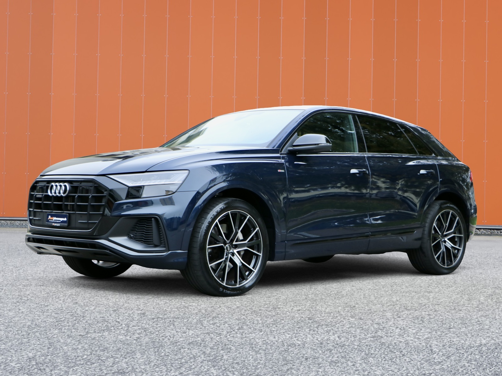 AUDI Q8 55 TFSI quattro tiptronic