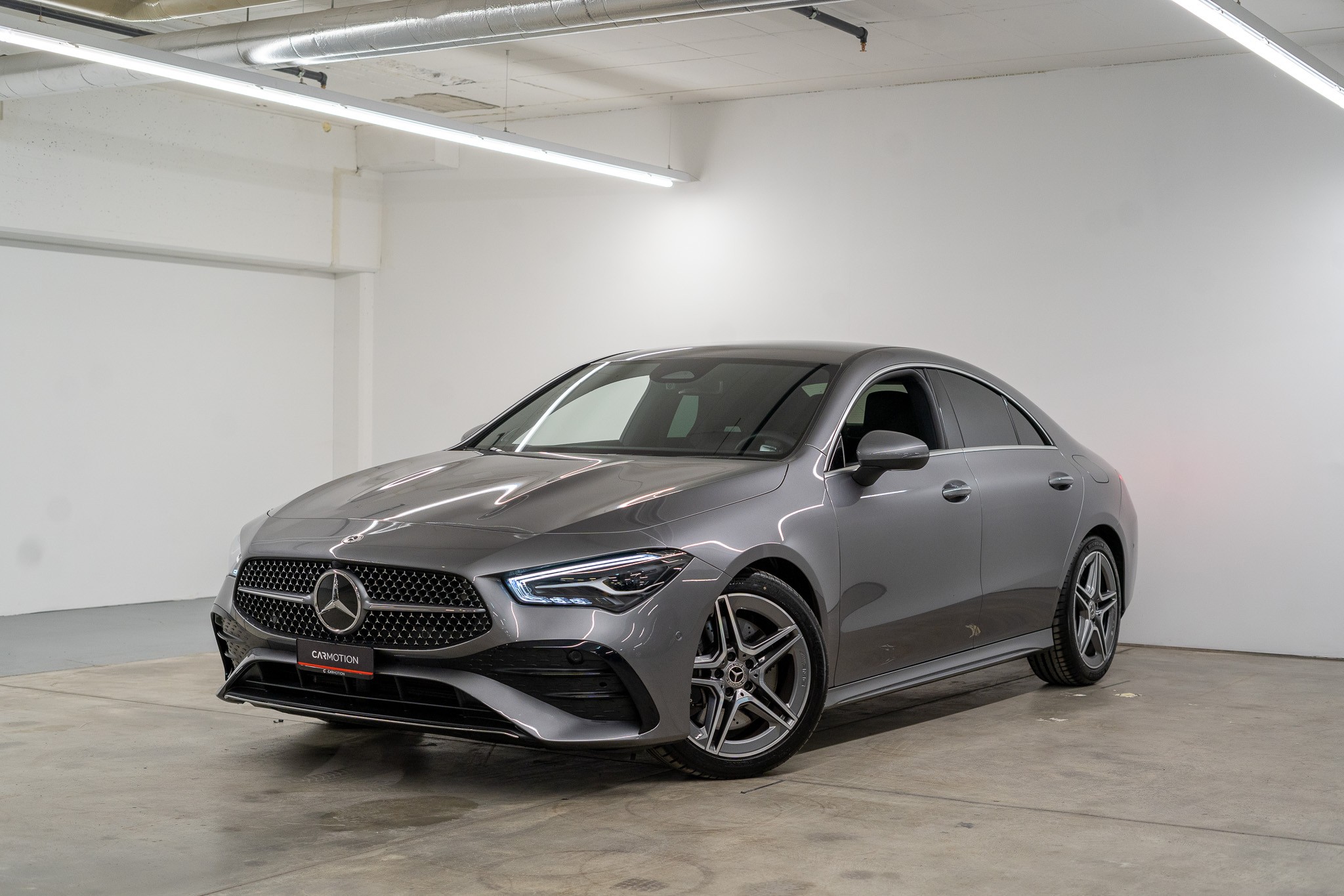 MERCEDES-BENZ CLA 250 AMG Line 4matic