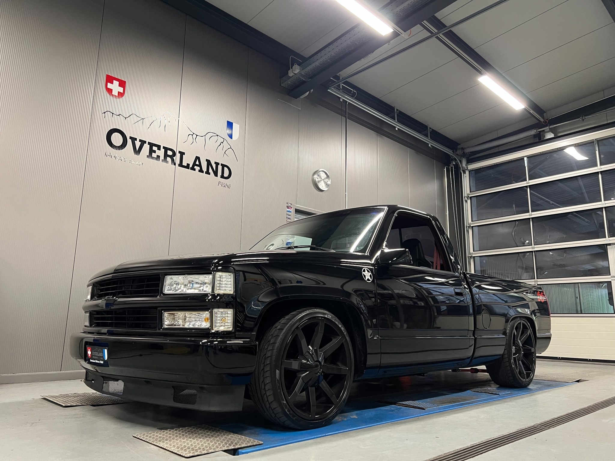 CHEVROLET Silverado 8.2 V8