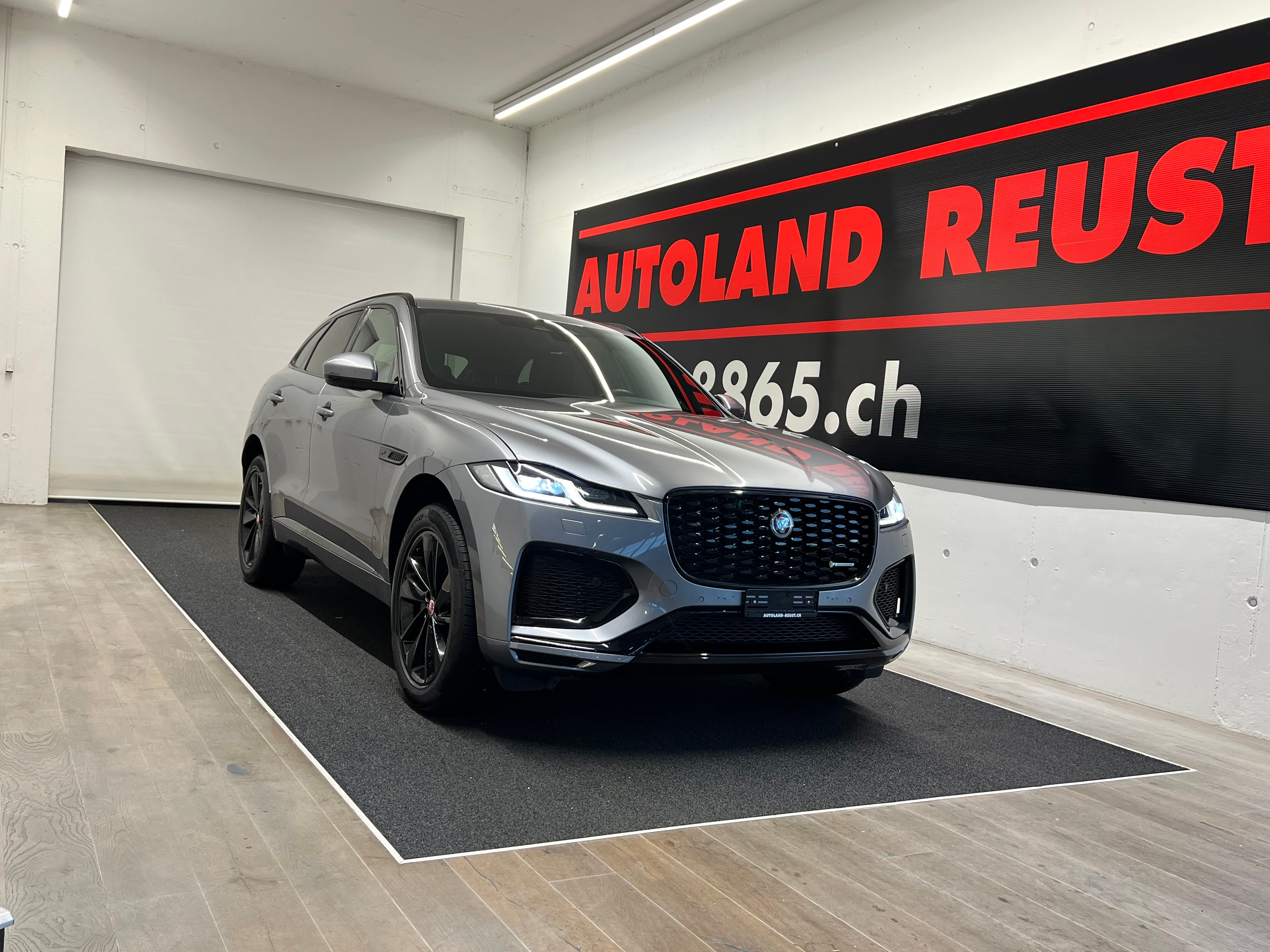 JAGUAR F-Pace 2.0 P250 R-Dynamic SE AWD