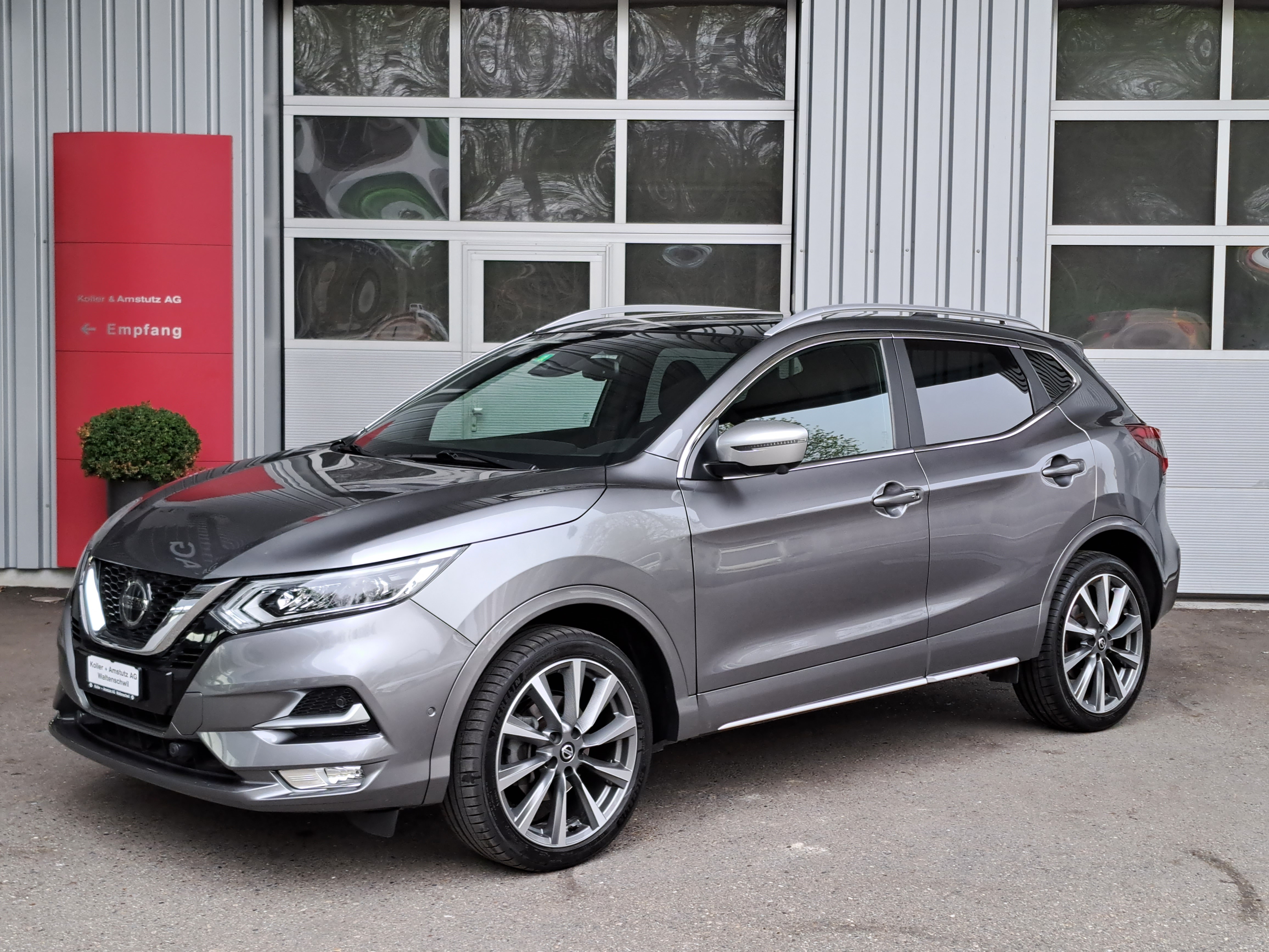 NISSAN Qashqai 1.3 DIG-T tekna DCT