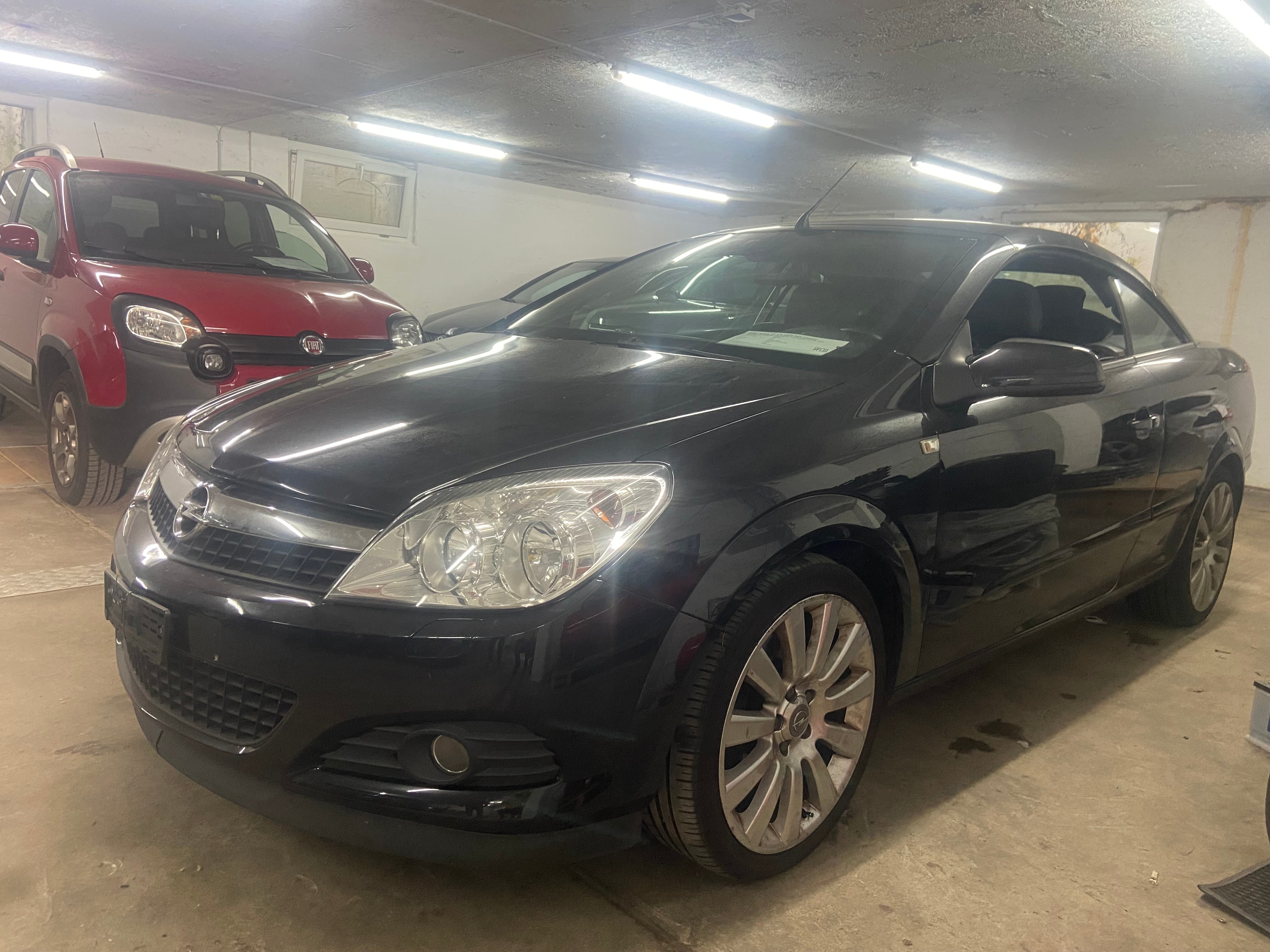 OPEL Astra TT 1.9 CDTi 16V Cosmo