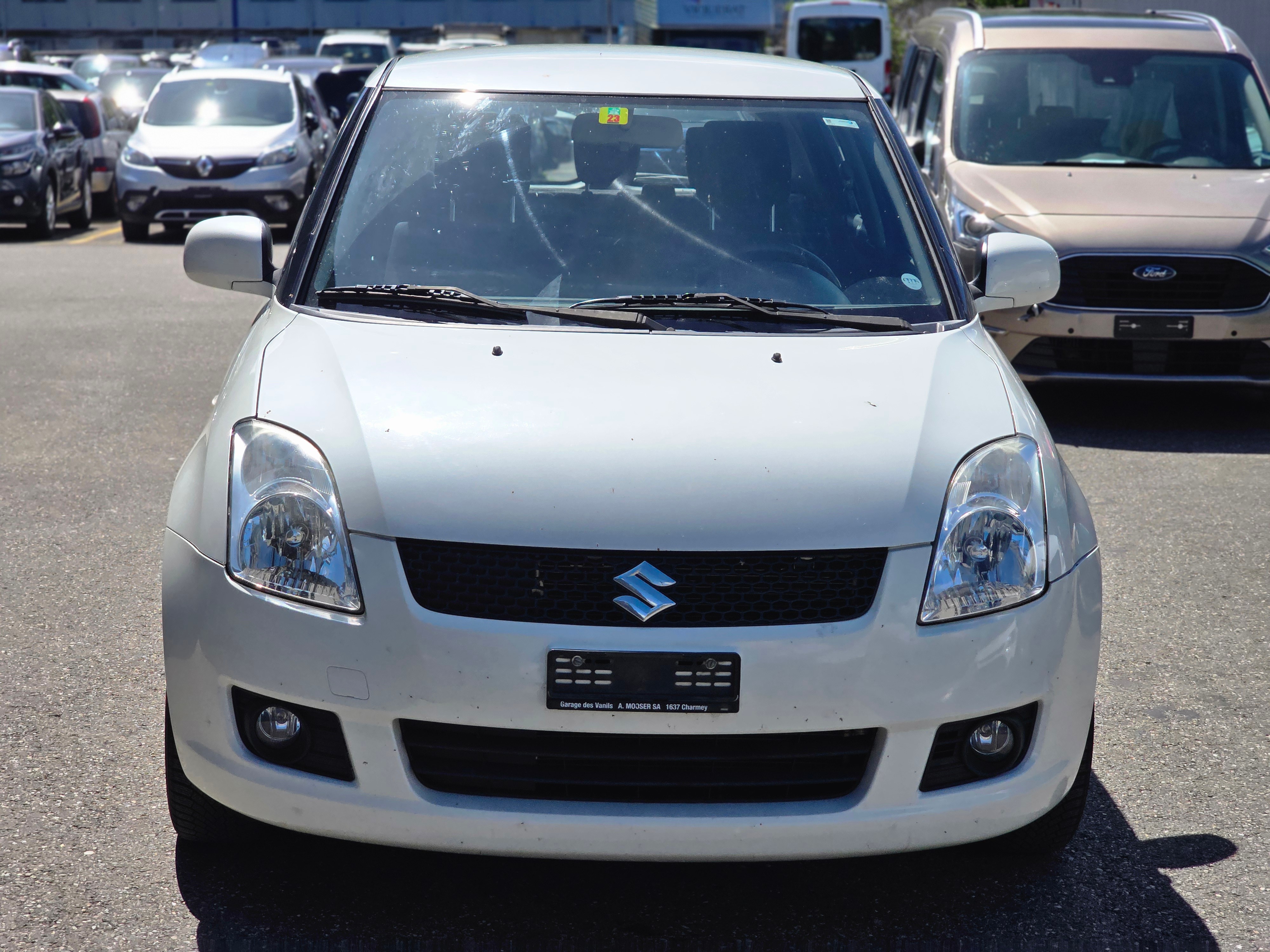 SUZUKI Swift 1.3i 16V GL Top 4x4